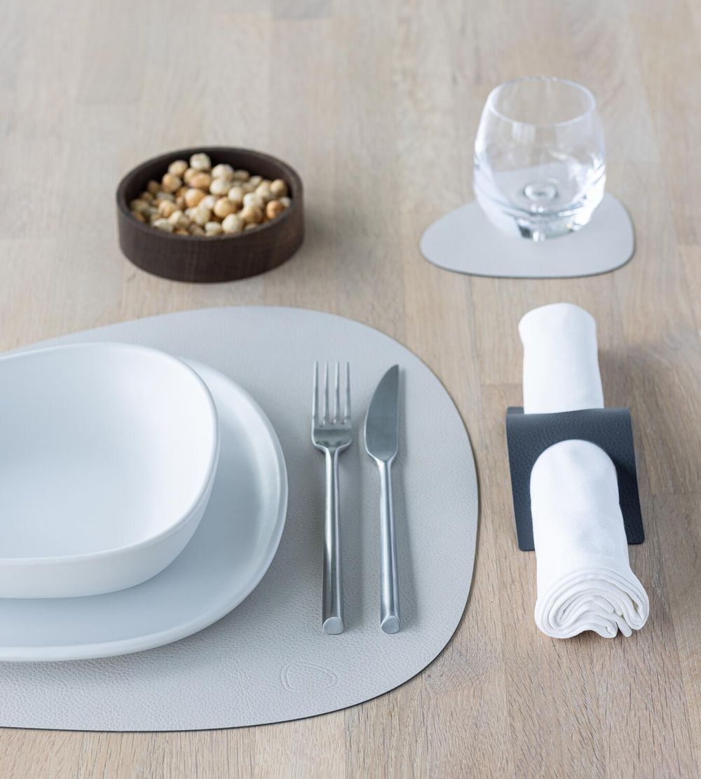 [product_category]-Lind Dna Curve Placemat Serene Leather L, Cream-Lind DNA-5711590996493-991473-LIN-4
