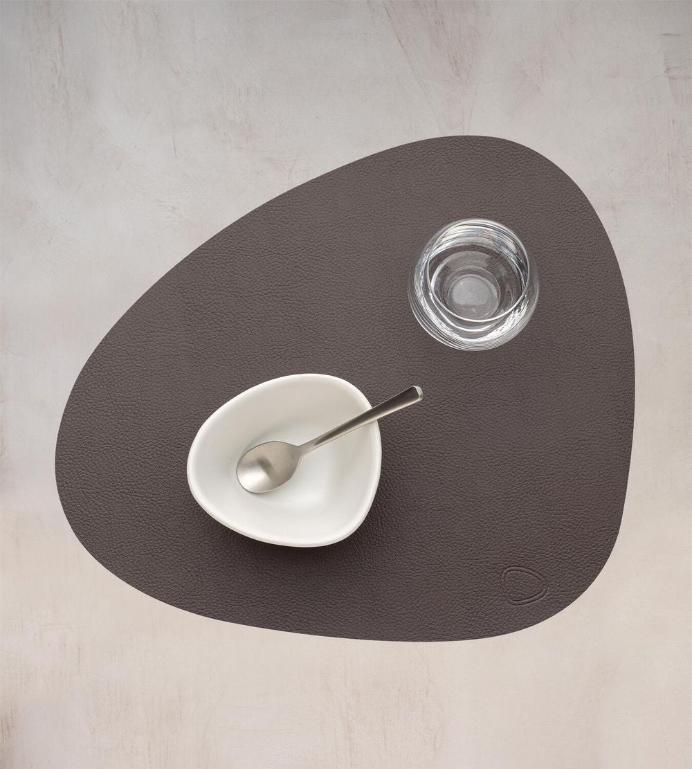 [product_category]-Lind Dna Curve Placemat Serene Leather M, Ha Sel-Lind DNA-5740020101442-991696-LIN-2