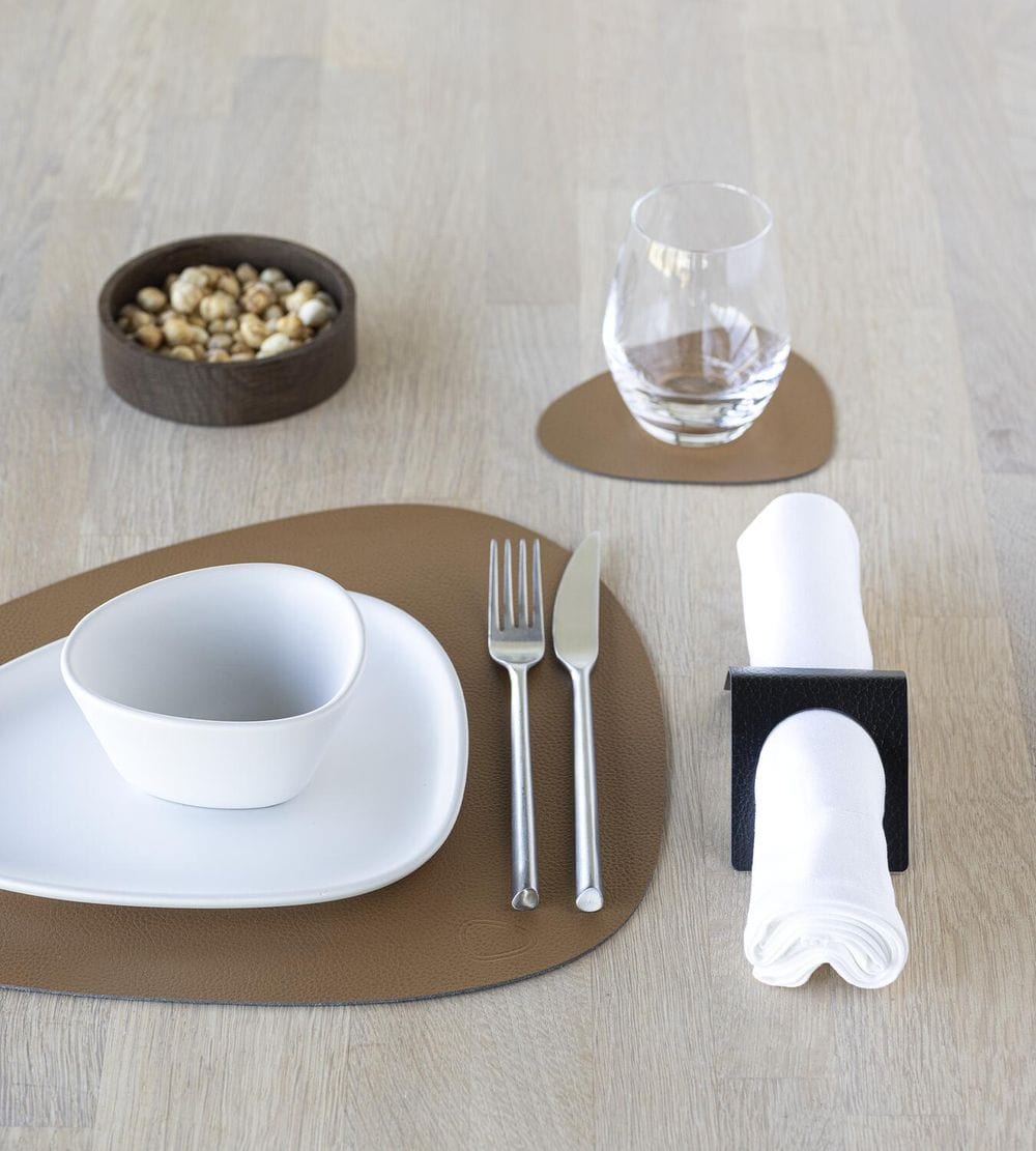 [product_category]-Lind Dna Curve Placemat Serene Leather M, Natural-Lind DNA-5740020101435-991695-LIN-3