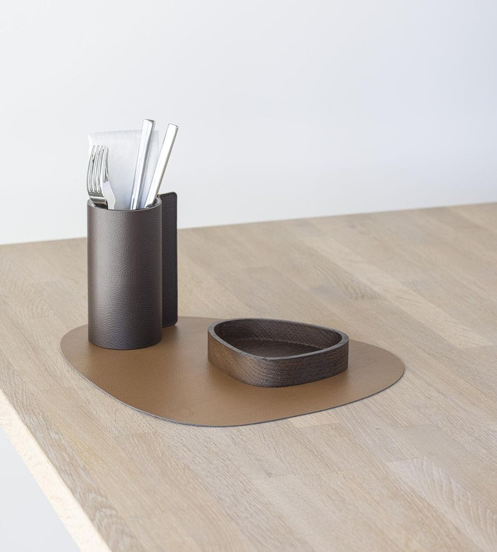 [product_category]-Lind Dna Curve Placemat Serene Leather M, Natural-Lind DNA-5740020101435-991695-LIN-4