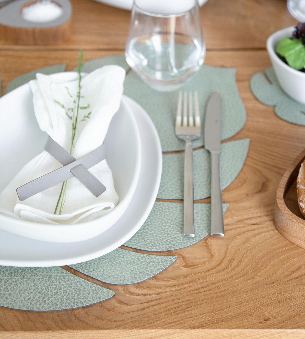 [product_category]-Lind Dna Leaf Placemat Hippo Leather L, Olive Green-Lind DNA-5711905518129-989950-LIN-2