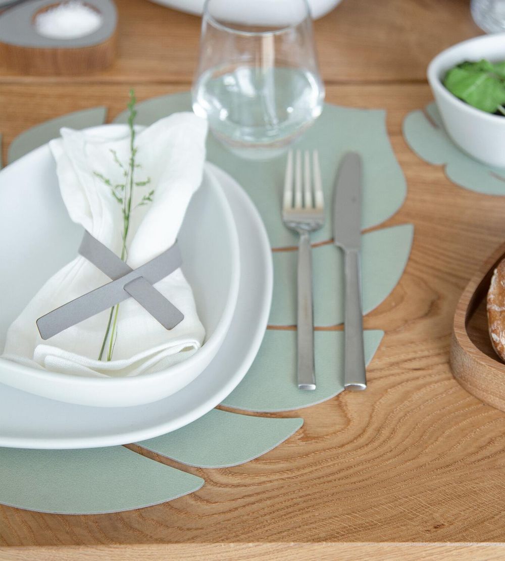 [product_category]-Lind Dna Leaf Placemat Nupo Leather L, Olive Green-Lind DNA-5711905518143-989952-LIN-2
