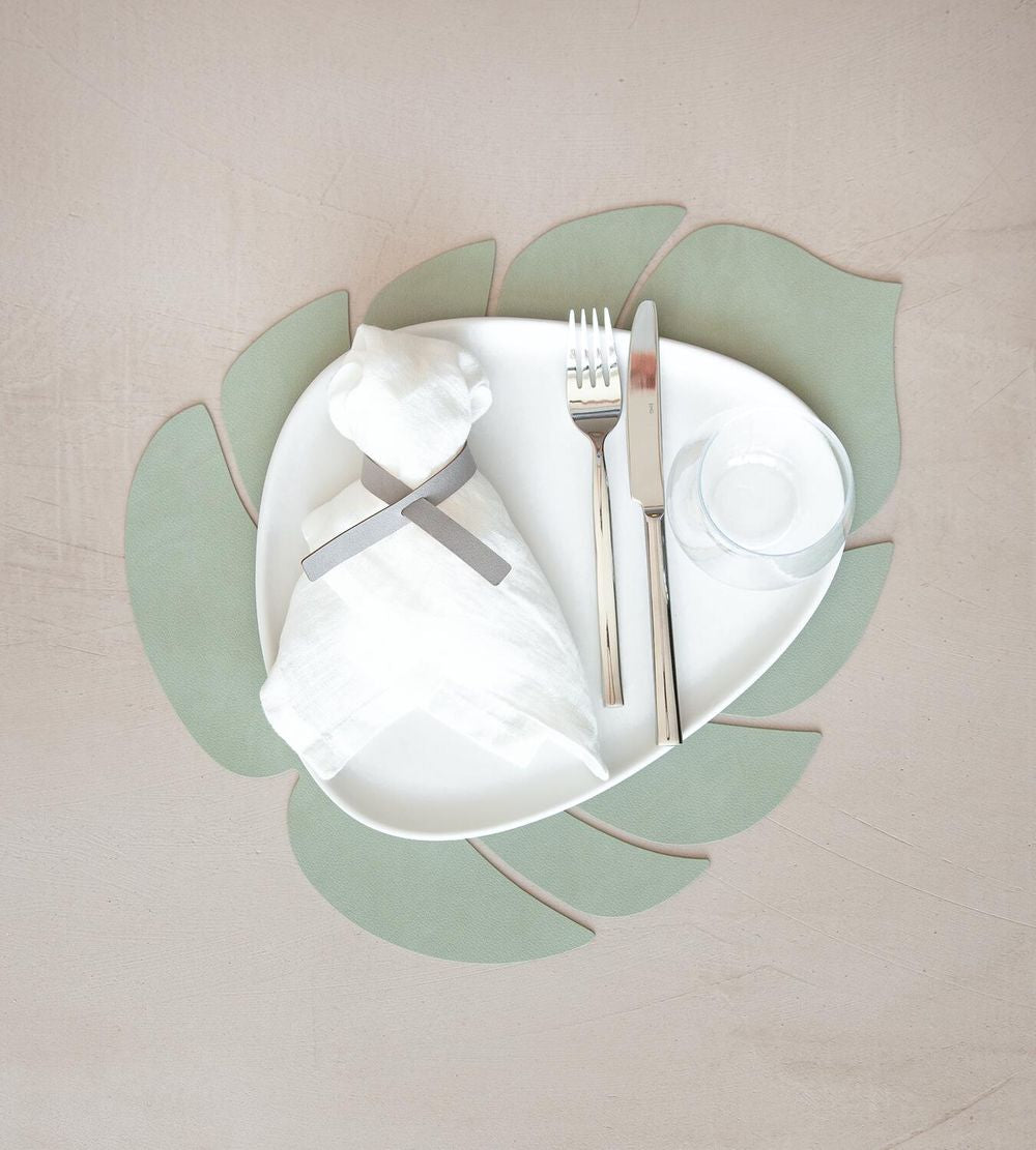 [product_category]-Lind Dna Leaf Placemat Nupo Leather L, Olive Green-Lind DNA-5711905518143-989952-LIN-3