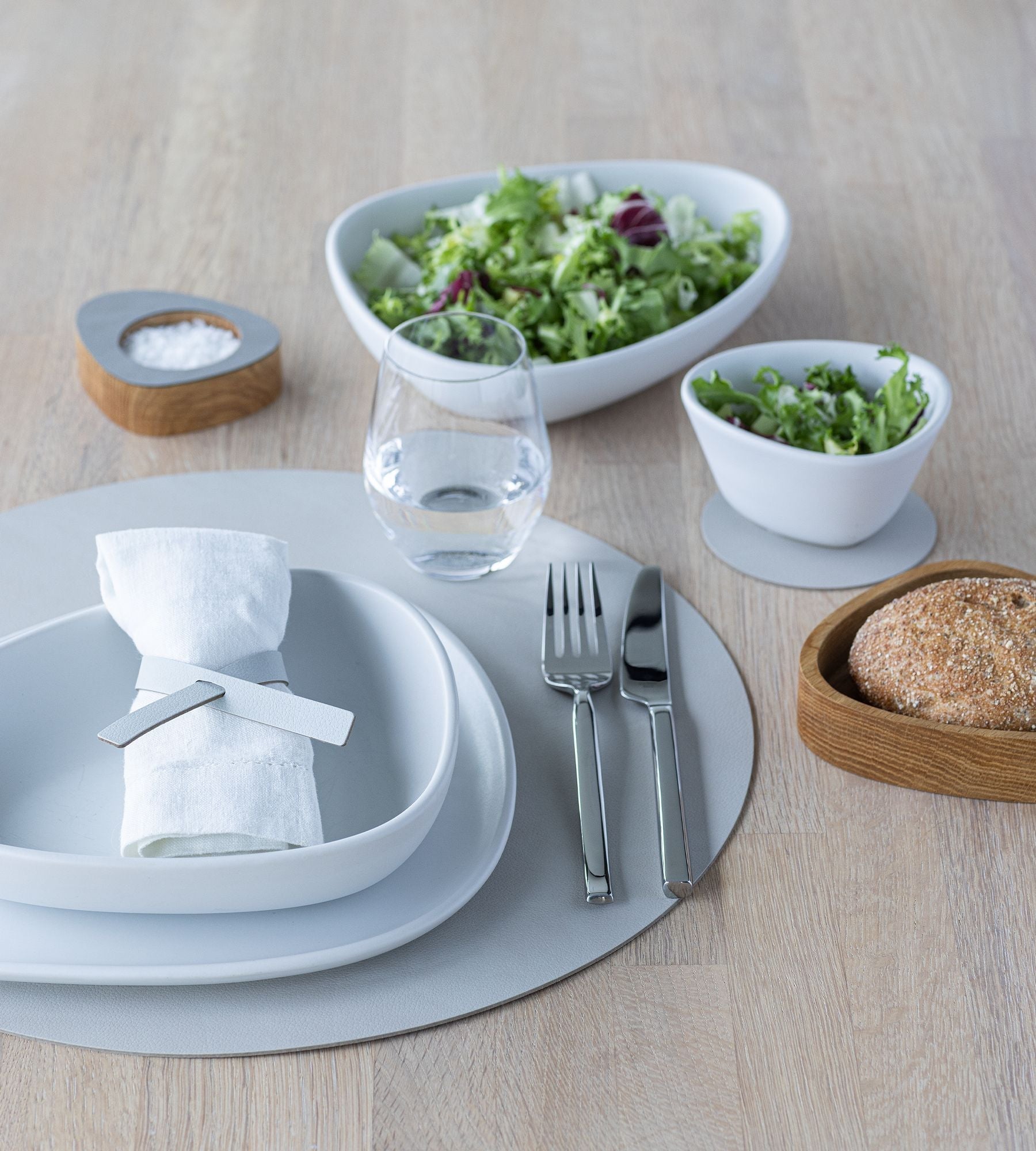 [product_category]-Lind Dna Table Mat Circle Xl, Oyster White-Lind DNA-5740020102463-991740-LIN-4