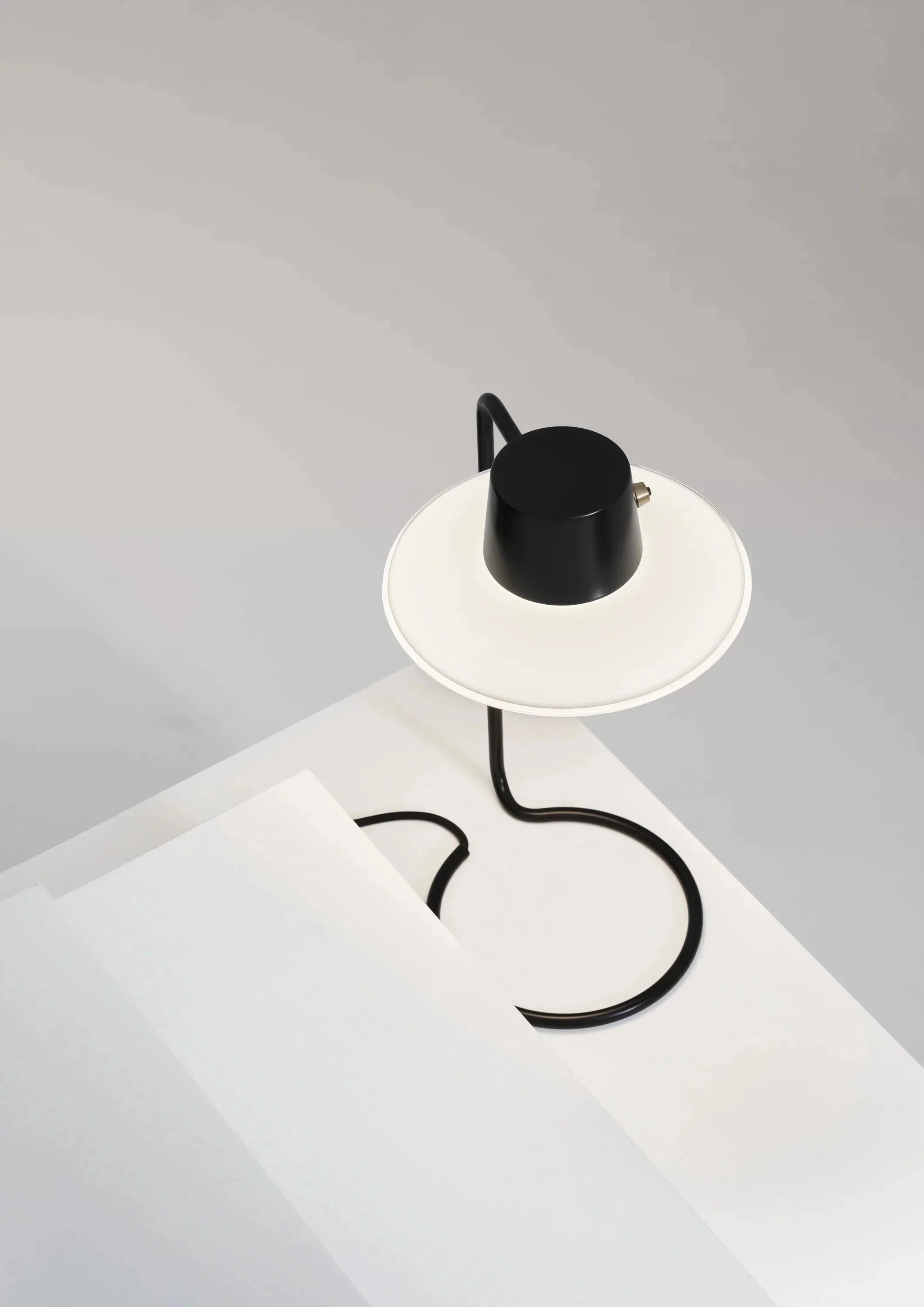 [product_category]-Louis Poulsen Aj Oxford Table Lamp Opal Glass ø 28 Cm-Louis Poulsen-5714693254019-5744168601-LOU-10