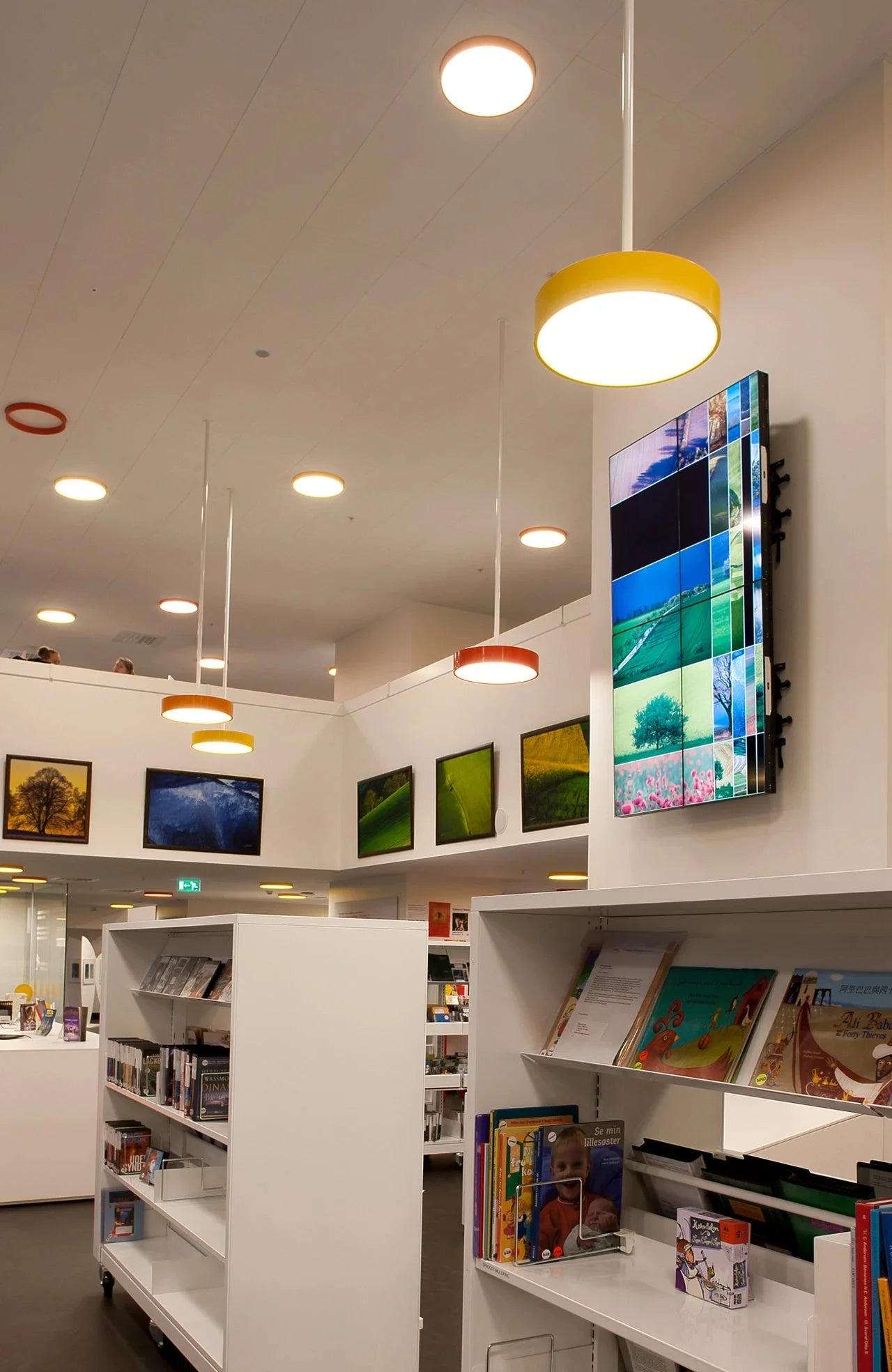 [product_category]-Louis Poulsen Lp Circle Suspended Lamp Led Kelvin Adjustable ø26 Cm, White-Louis Poulsen-5714693538768-5741105654-LOU-14
