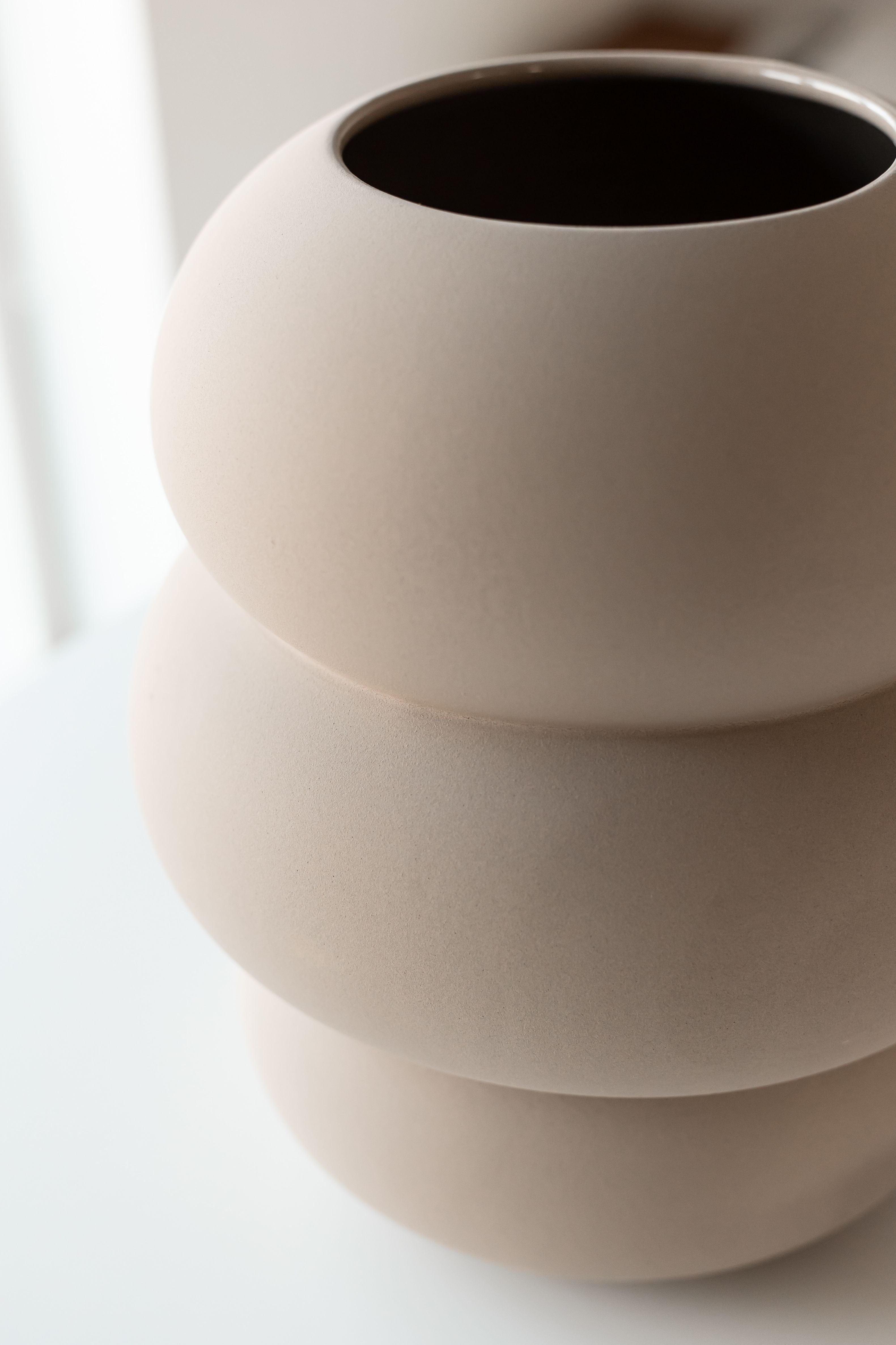 [product_category]-Malling Living Soft Shape Vase, Beige-Malling Living-0978020137962-800140-MAL-20
