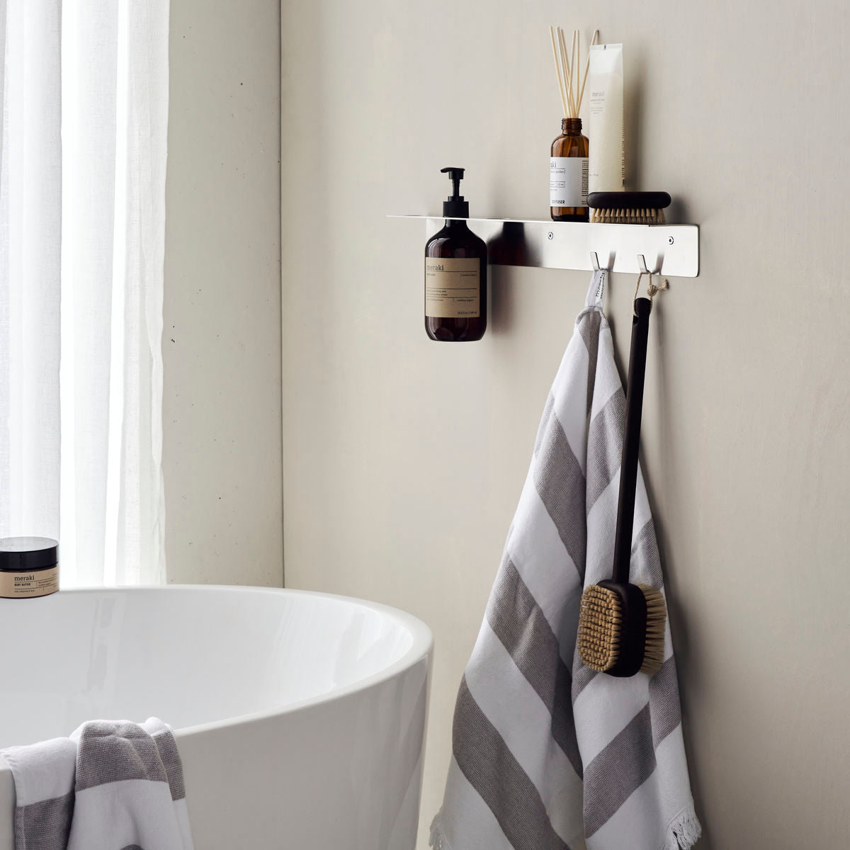 [product_category]-Meraki Bottle hanger with hooks, Brushed silver finish-Meraki-5707644833876-308580104-HOU-4