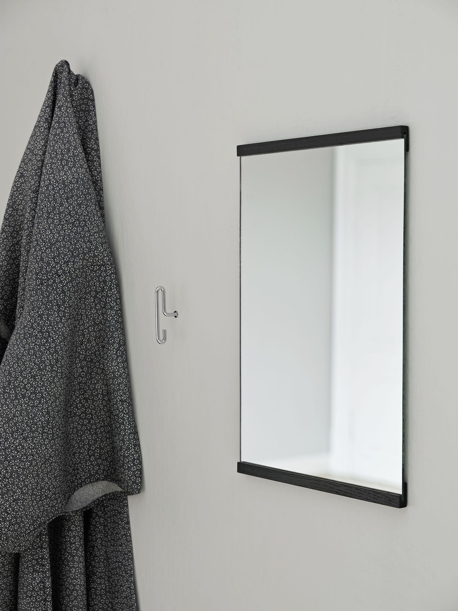 [product_category]-Moebe Rectangular Wall Mirror 43,3x30 Cm, Black-Moebe-5713520004780-RWM30X40BL-MOE-5