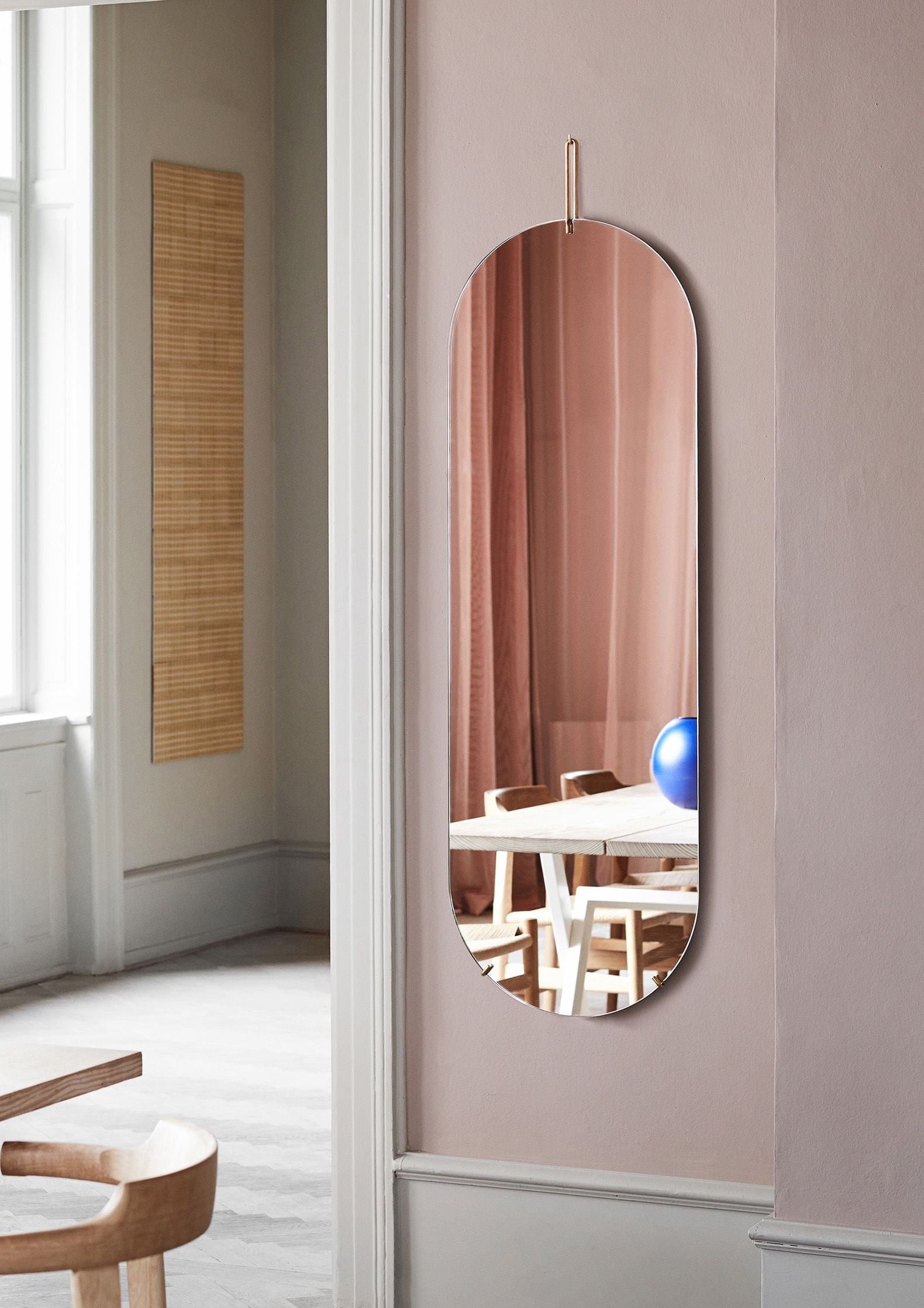 [product_category]-Moebe Wall Mirror 133 Cm, Brass-Moebe-5713520001239-WMBR133-MOE-9