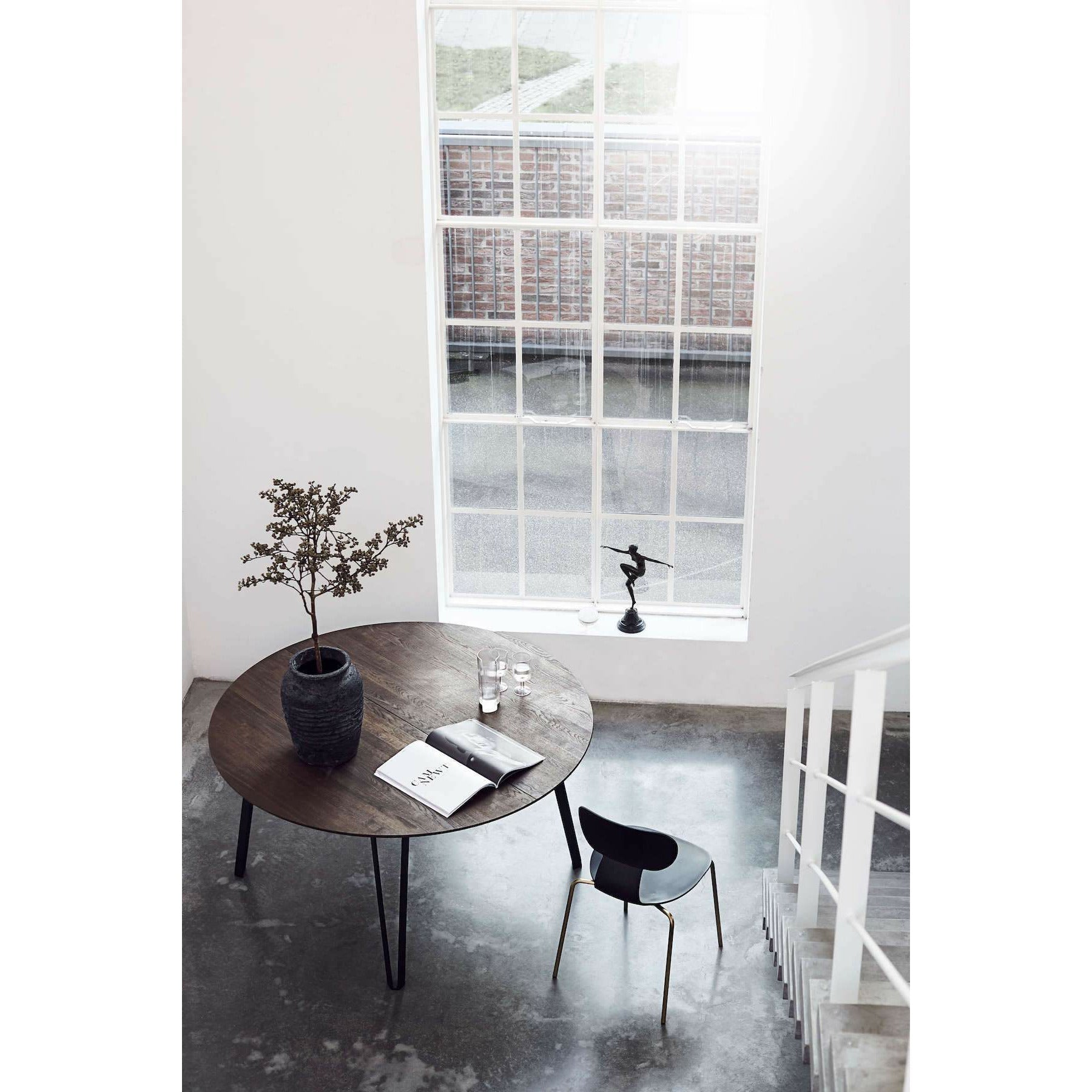 [product_category]-Muubs Space Dining Table Round Smoked Oak, 150cm-Muubs-5711973031728-9230000102-MUU-2