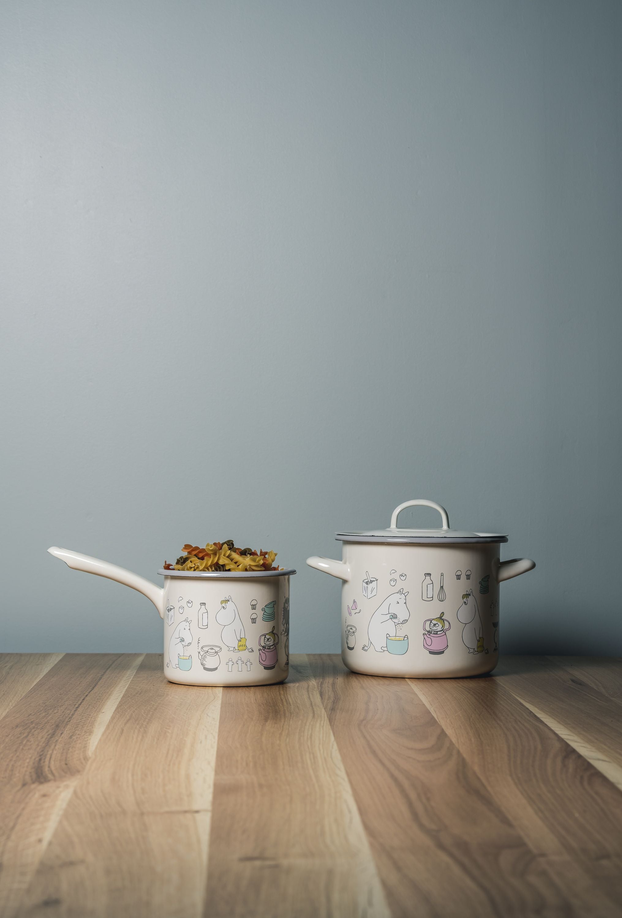 [product_category]-Muurla Moomin Bon Appétit Enamel Pot With Lid-Muurla-6416114968596-1719-250-01-MUU-10
