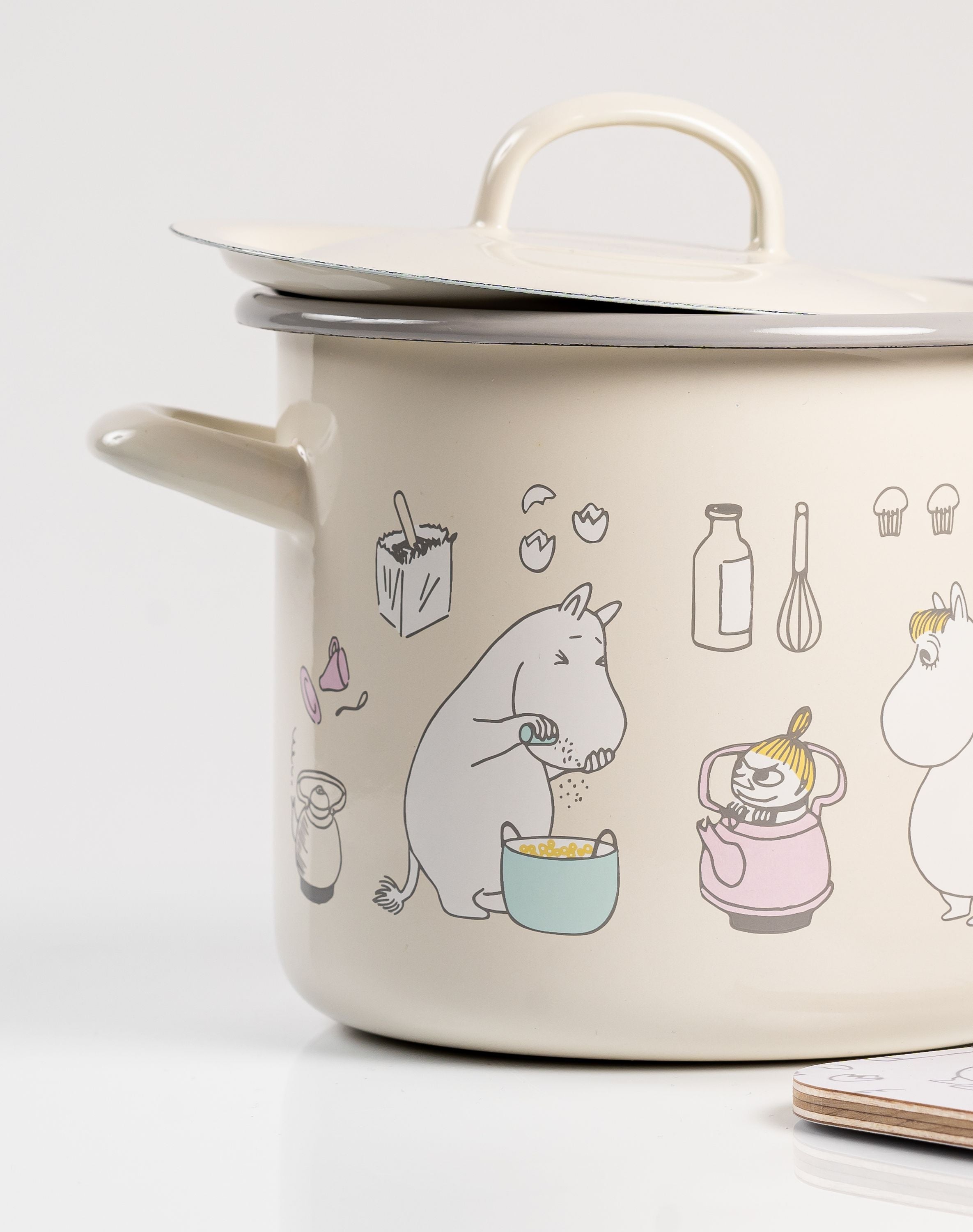[product_category]-Muurla Moomin Bon Appétit Enamel Pot With Lid-Muurla-6416114968596-1719-250-01-MUU-5