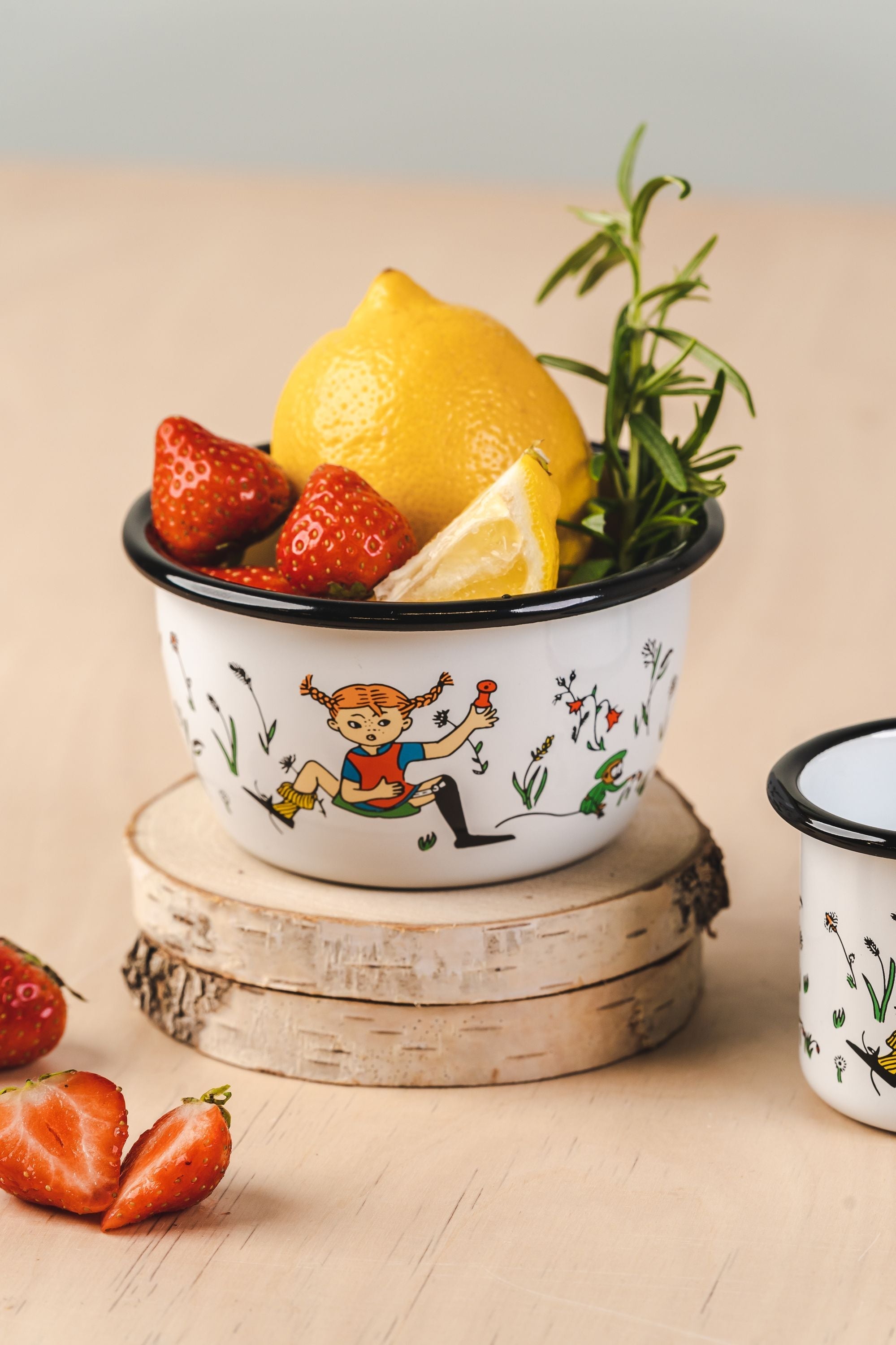 [product_category]-Muurla Pippi Longstocking Enamel Bowl, Pippi And The Horse-Muurla-6416114961917-1404-060-03-MUU-5
