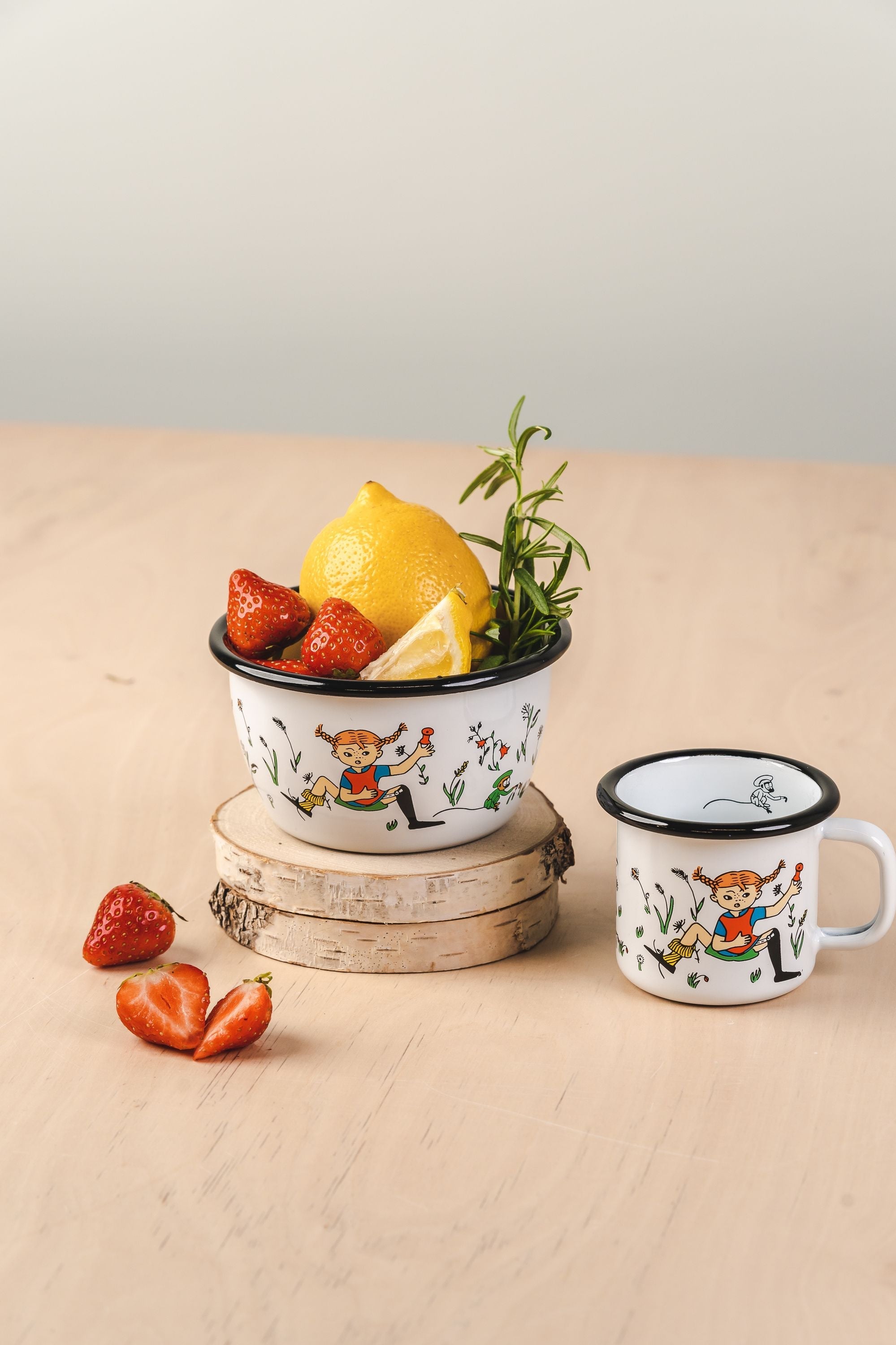 [product_category]-Muurla Pippi Longstocking Enamel Bowl, Pippi And The Horse-Muurla-6416114961917-1404-060-03-MUU-6
