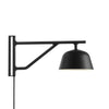 Muuto ambitá nástěnná lampa, černá