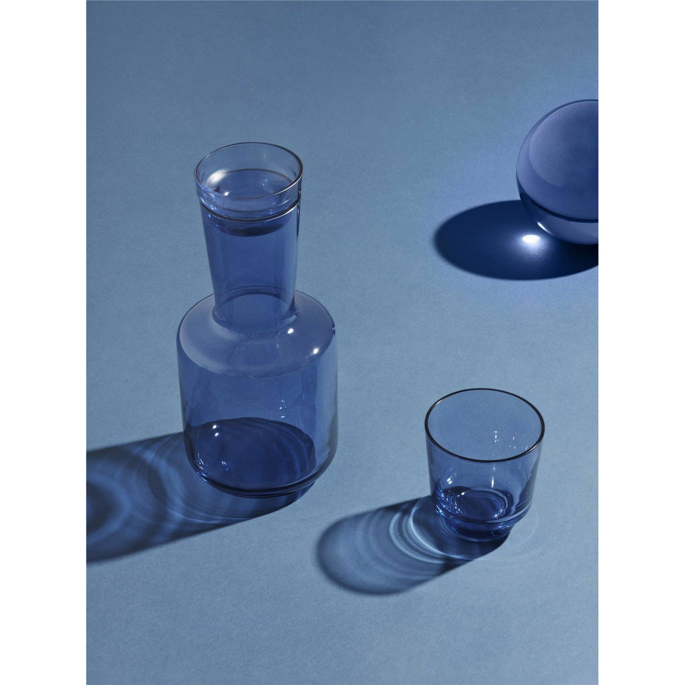 Muuto zvednout pitné skleněné sadě 20 cl, tmavě modrá