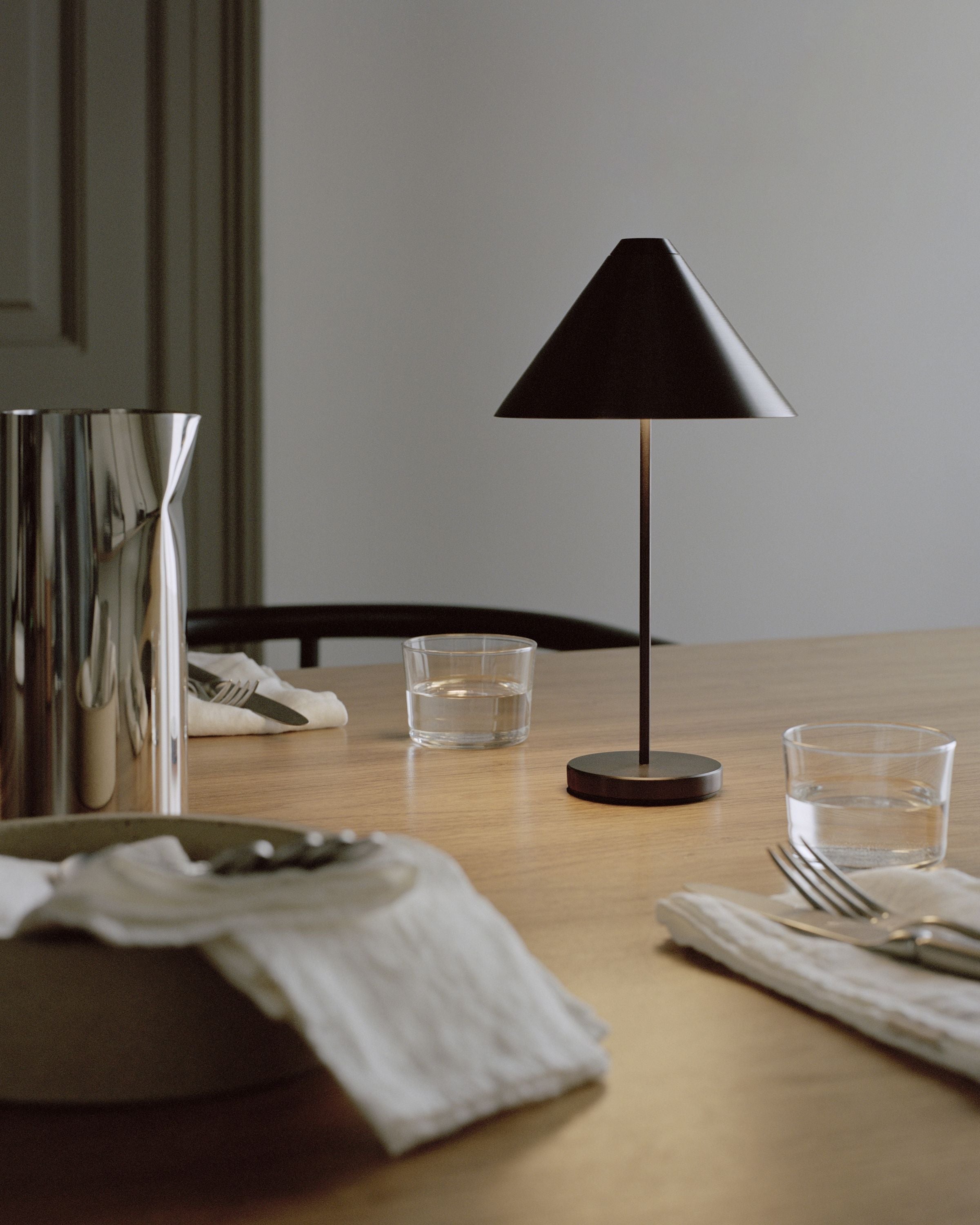 [product_category]-New Works Brolly Portable Table Lamp, Black-New Works-5712826215111-21511-NEW-9