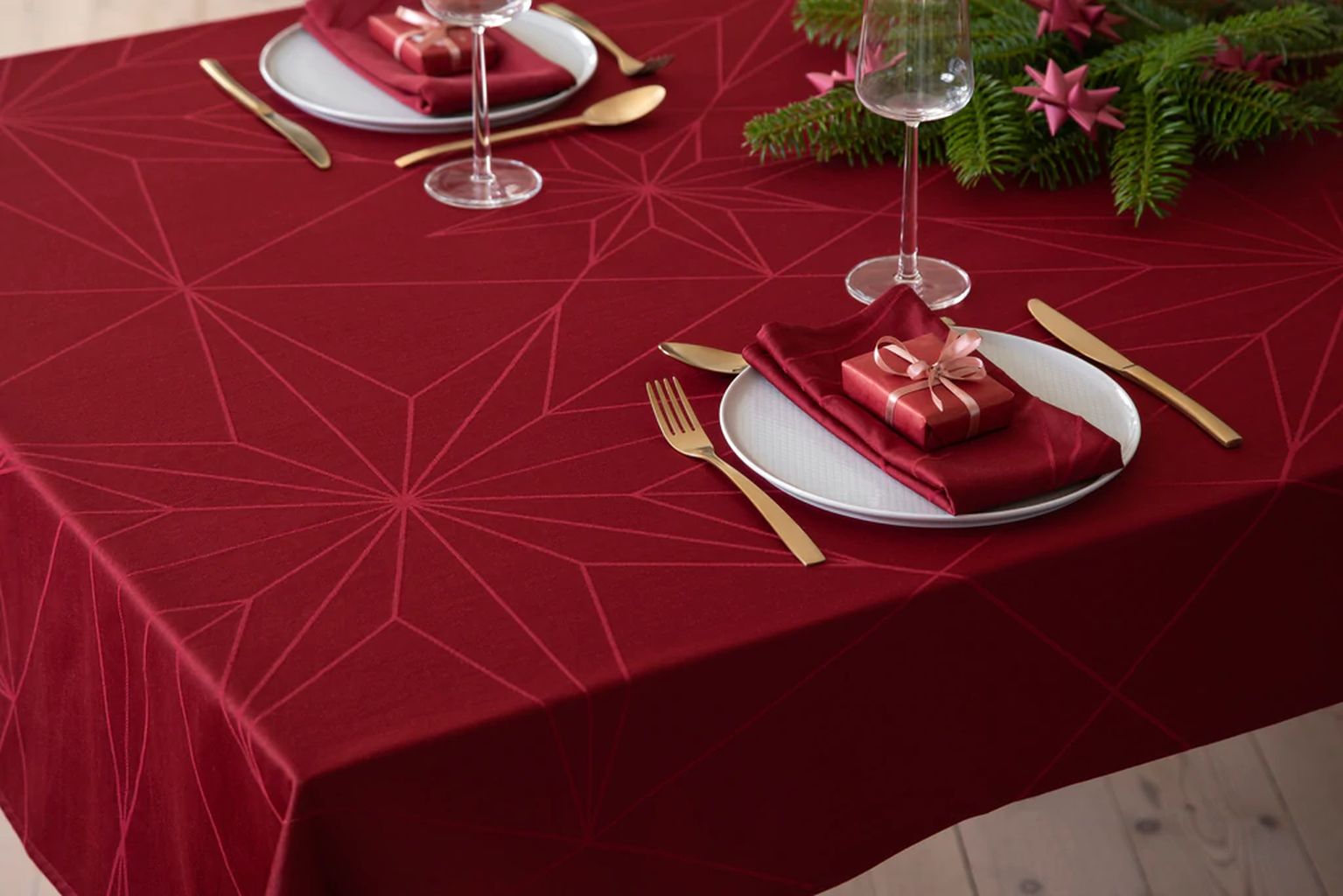 [product_category]-Novoform Design Stars Tablecloth 320 Cm, Advent Red-Novoform Design-5710435601035-601003-NOV-3
