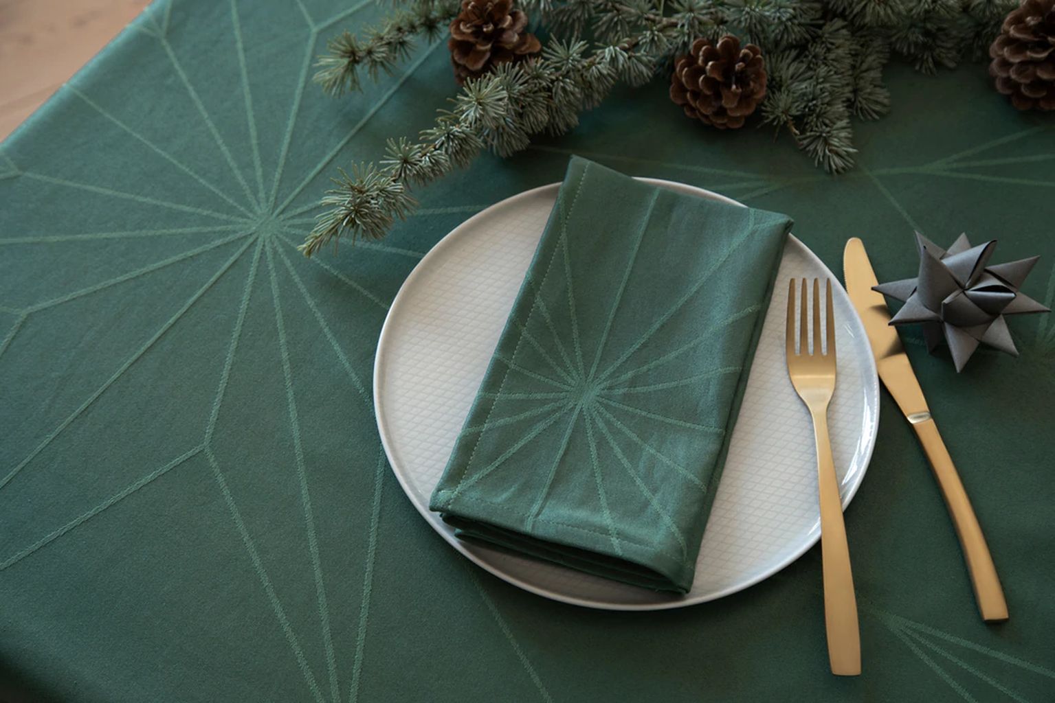[product_category]-Novoform Design Stars Tablecloth 320 Cm, Green-Novoform Design-5710435601134-601013-NOV-2