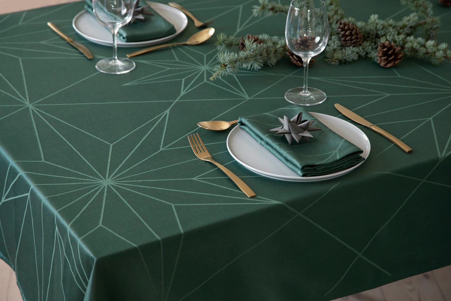 [product_category]-Novoform Design Stars Tablecloth 370 Cm, Green-Novoform Design-5710435601141-601014-NOV-3