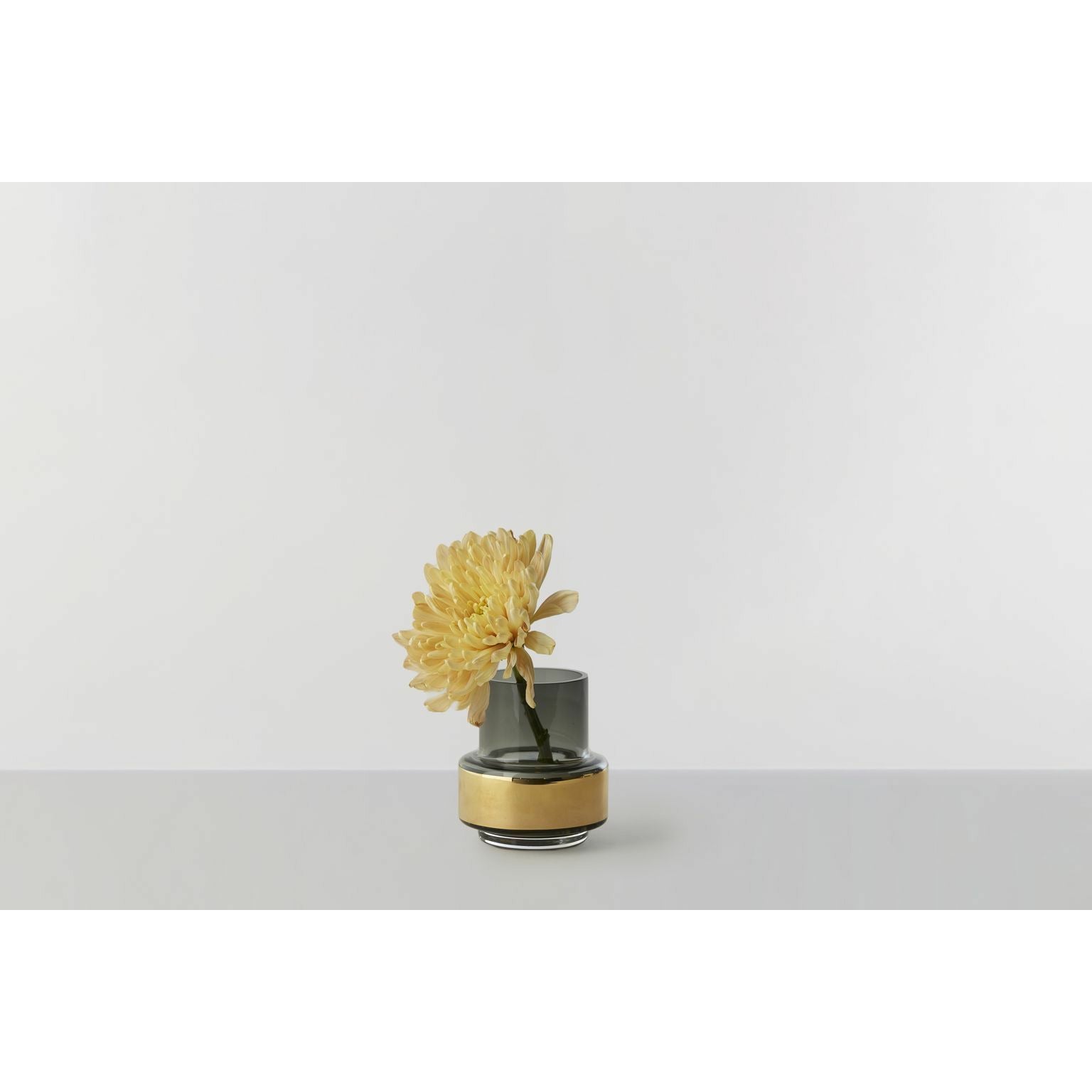 Hurikán RO COLLECTION č. 25 Držitel Tealight, Smoked Grey + Gold