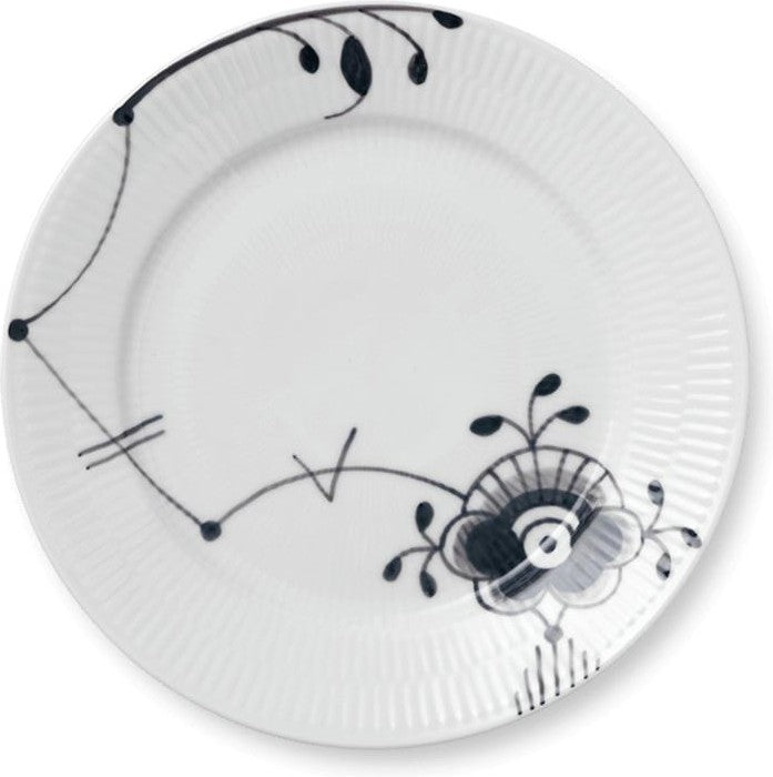 [product_category]-Royal Copenhagen Black Fluted Mega Plate, 22 Cm-Royal Copenhagen-5705140173687-1017472-ROY-1