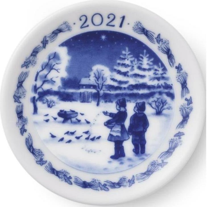 [product_category]-Royal Copenhagen Christmas Plaque, ø 8 Cm-Royal Copenhagen-5705140736677-1057623-ROY-EXPIRED-1