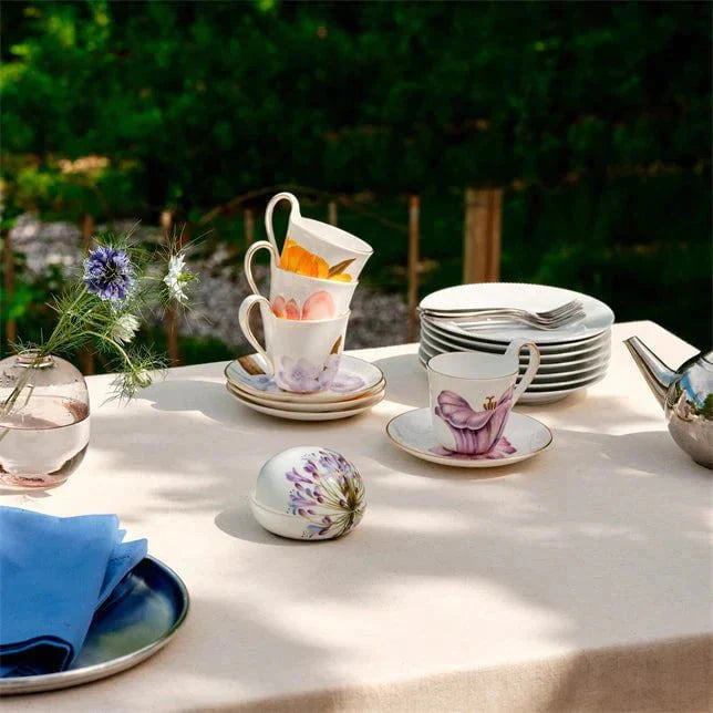 [product_category]-Royal Copenhagen Easter 2023 Bonbonniere, African Blue Lily-Royal Copenhagen-5705140742197-1066080-ROY-4