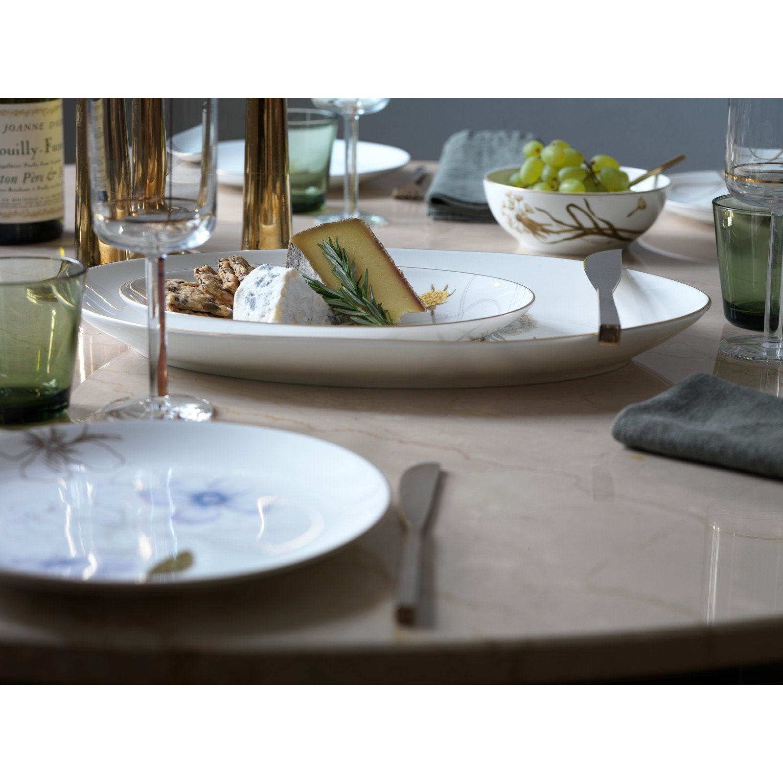 [product_category]-Royal Copenhagen Flora Plate Dandelion, 26cm-Royal Copenhagen-5705140708155-1017561-ROY-6