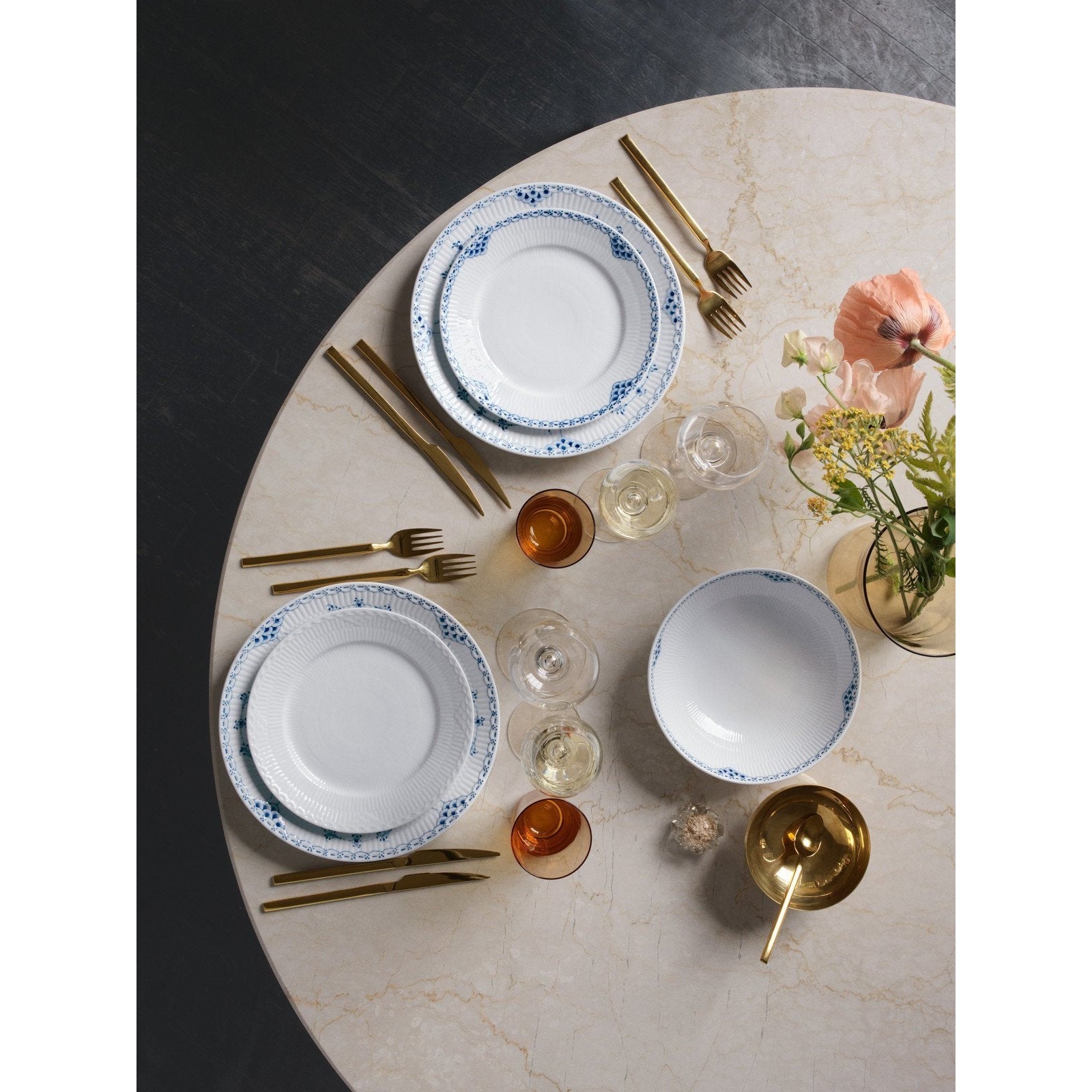 [product_category]-Royal Copenhagen Star Fluted Christmas Plate, 22cm-Royal Copenhagen-5705140138006-1017456-ROY-3