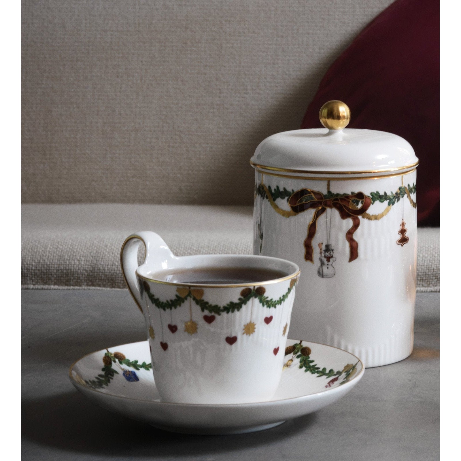 [product_category]-Royal Copenhagen Star Fluted Christmas Storage Box With Lid, 16cm-Royal Copenhagen-5705140727729-1024779-ROY-6