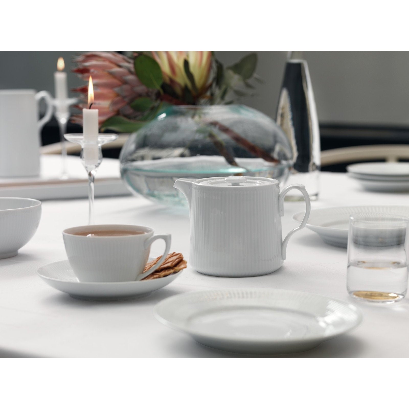 [product_category]-Royal Copenhagen White Fluted Cup W. Saucer, 28cl-Royal Copenhagen-5705140705581-1017383-ROY-4