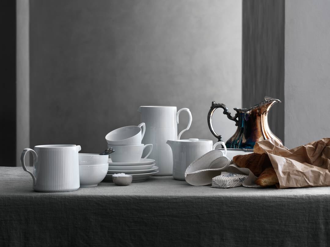[product_category]-Royal Copenhagen White Fluted Teapot 75 Cl-Royal Copenhagen-5705140729129-1020509-ROY-3