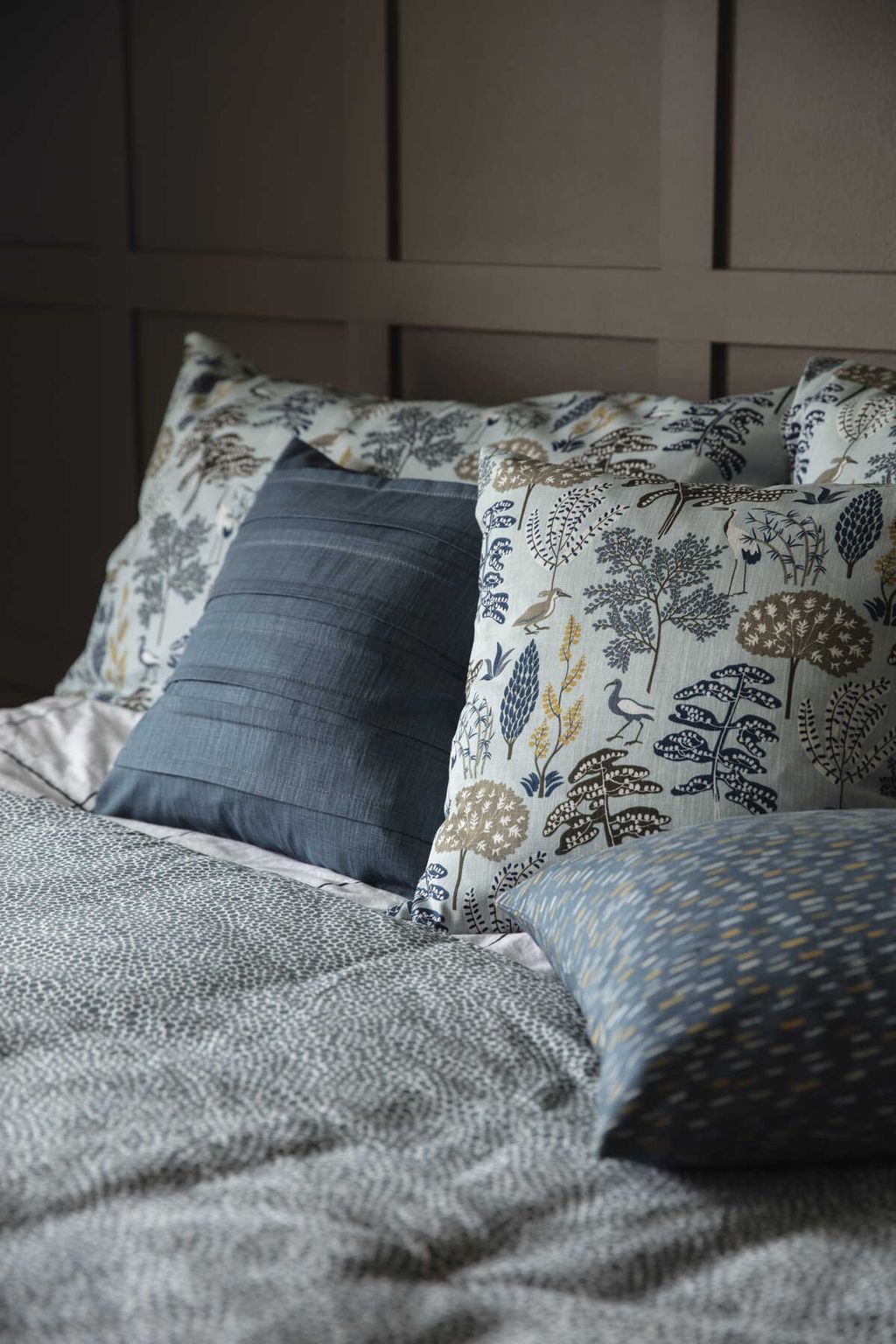 [product_category]-Spira Flora Pillow Cover, Blue-Spira of Sweden-7333001016118-6130-SPI-3
