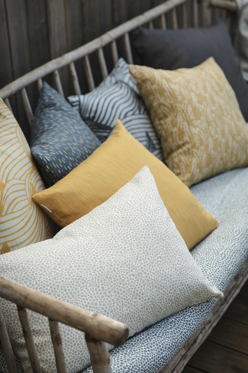 [product_category]-Spira Kvist Cushion Cover, Ochre-Spira of Sweden-7333001016361-6155-SPI-4