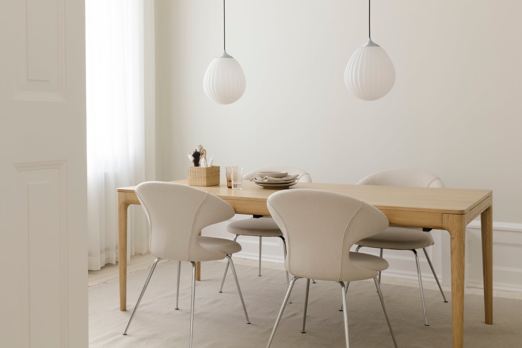 [product_category]-Umage Around The World Pendant, White/Steel-Umage-5710302254296-2511C4229-UMA-5