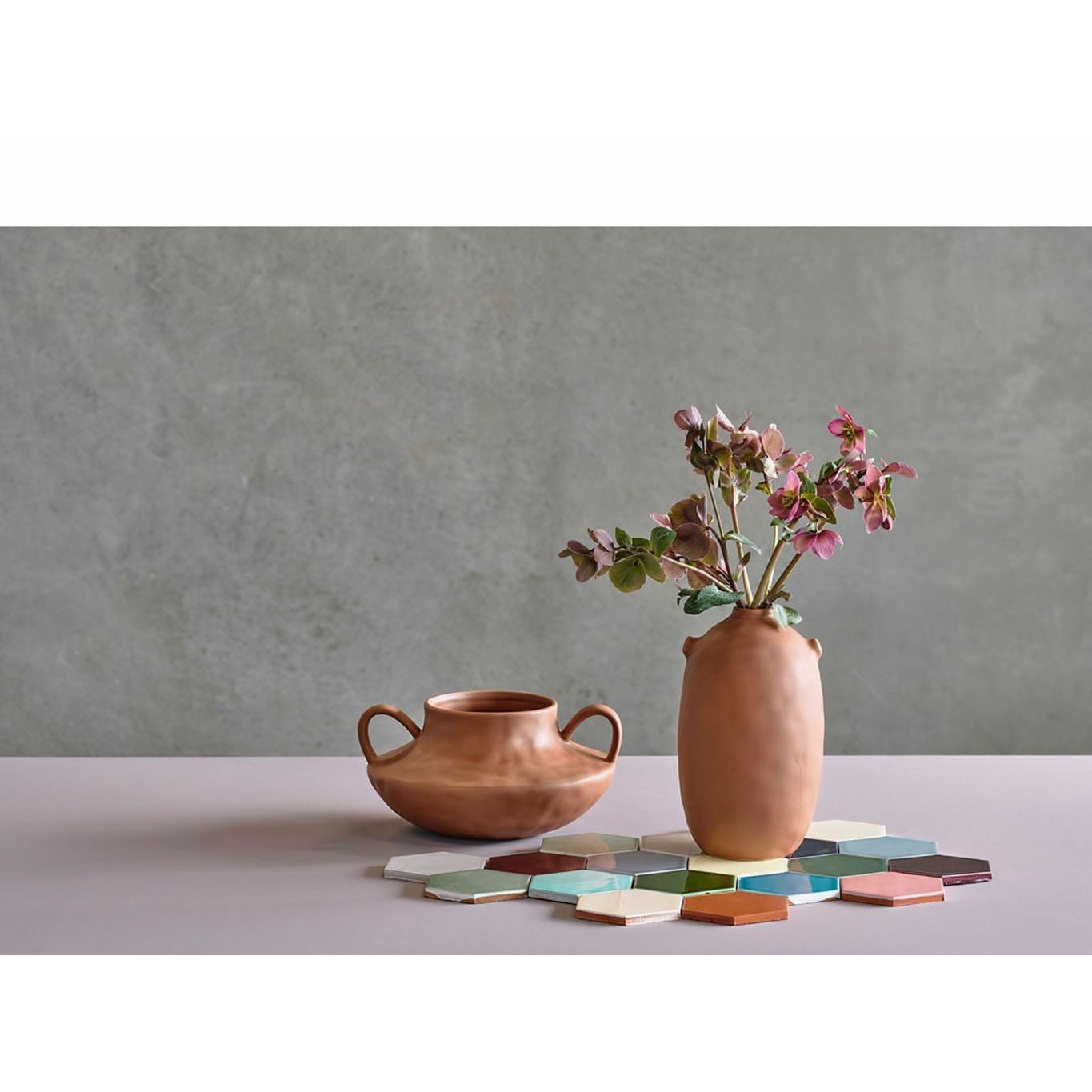 [product_category]-Villa Collection Vase With Handle, 31x29x16 Cm-Villa Collection-5722000238409-23840-VIL-3