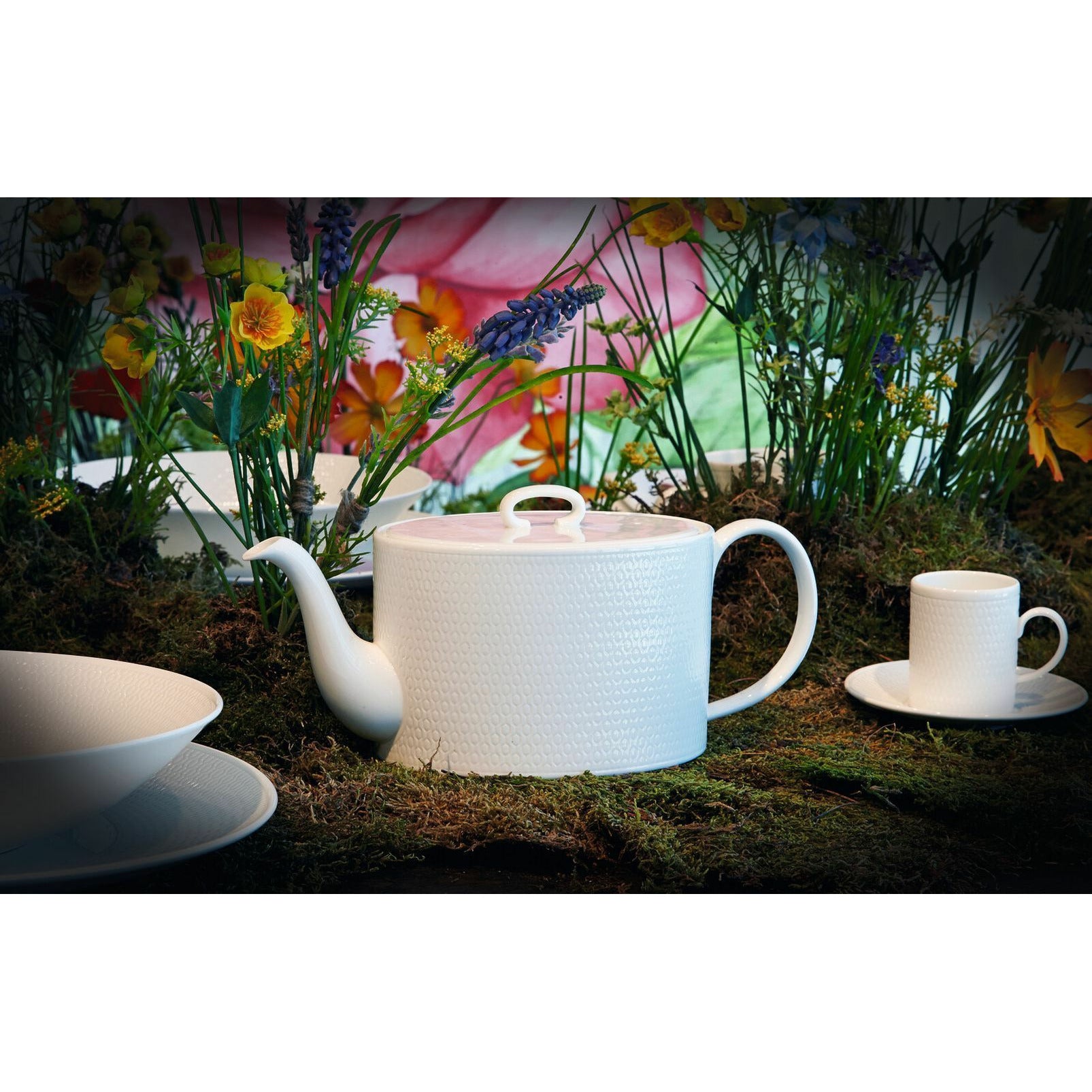 [product_category]-Wedgwood Gio Teapot 1 L Gift Box, White-Wedgwood-701587313667-40023845-WED-2