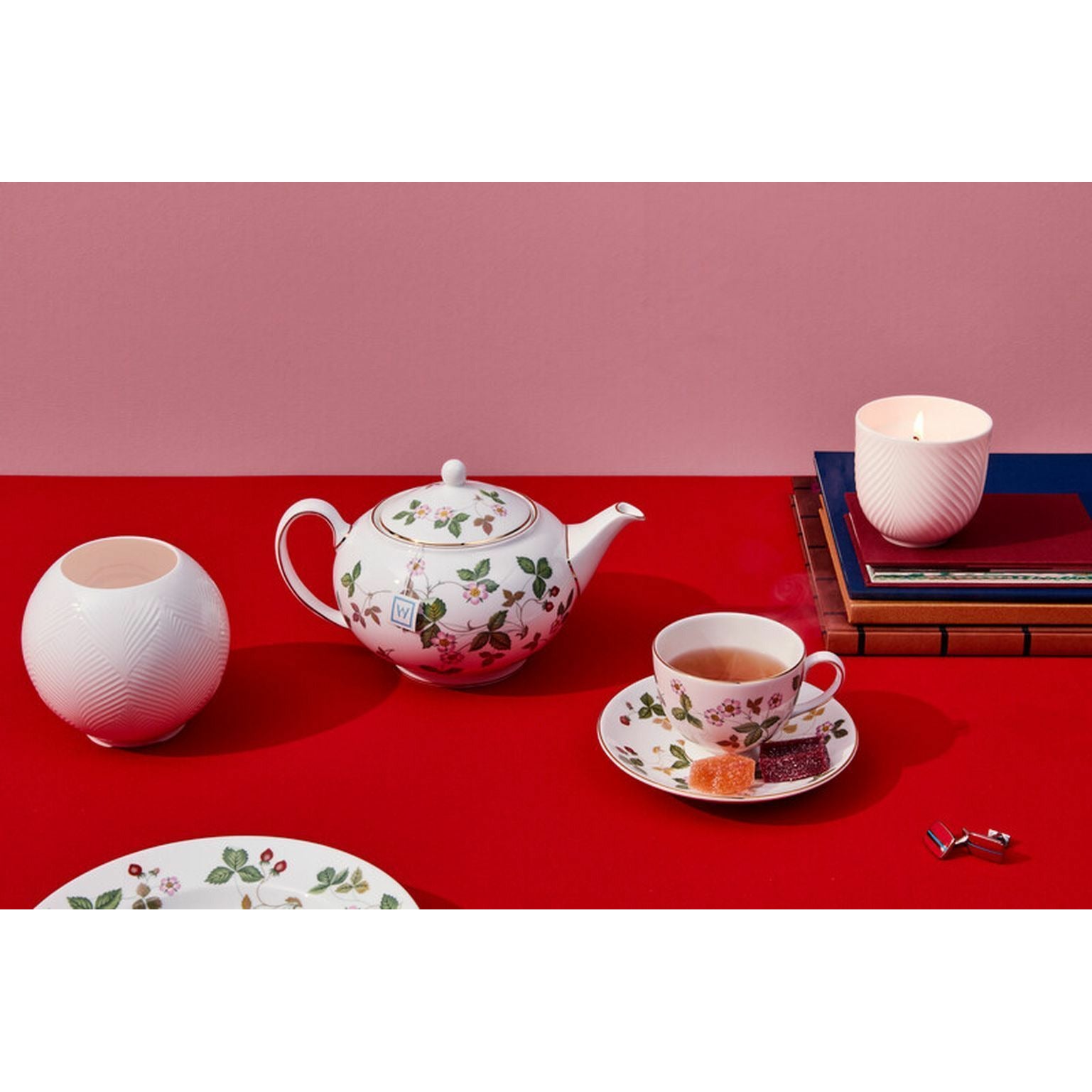 [product_category]-Wedgwood Wild Strawberry Teacup And Saucer Leigh, 0,15 L-Wedgwood-4582112839540-1053289-WED-3