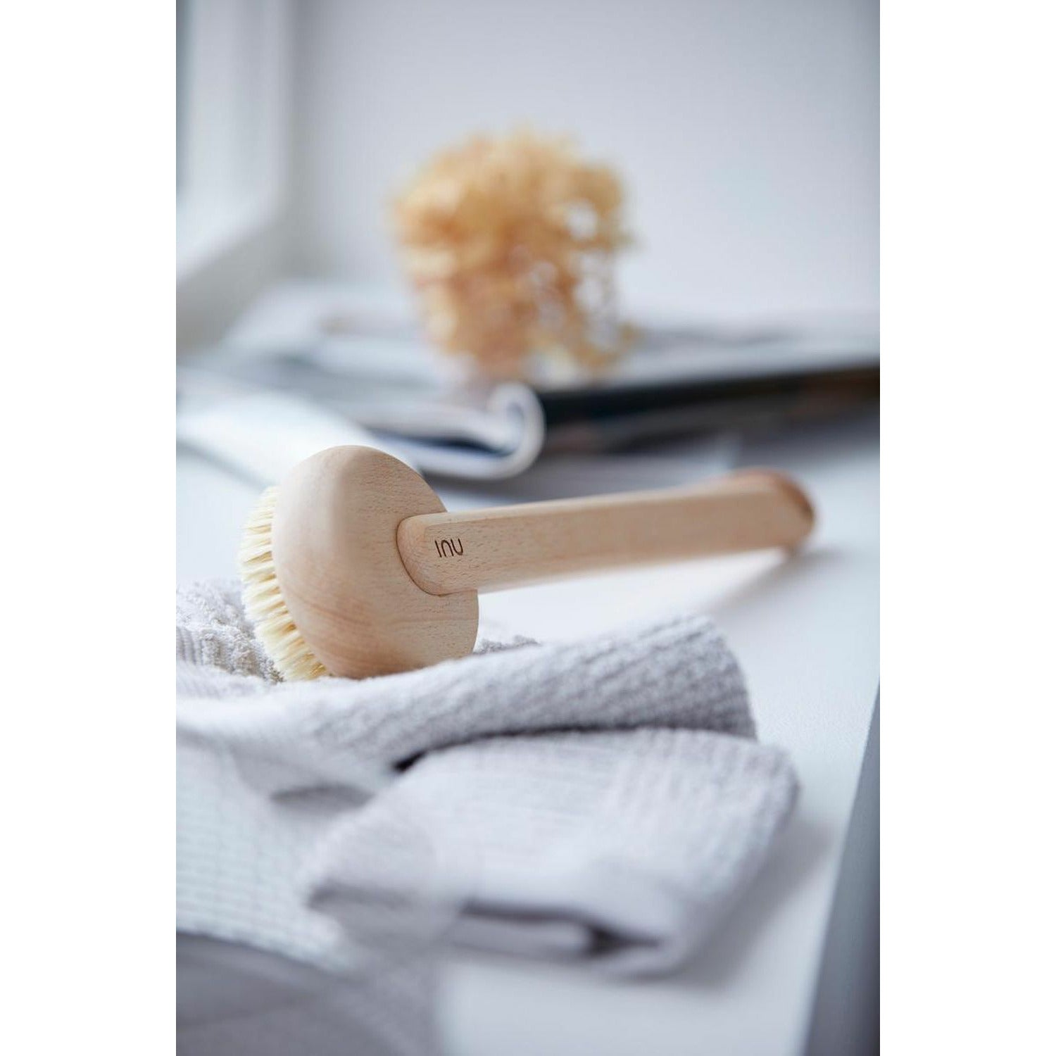 [product_category]-Zone Denmark Inu Bath Brush, 18,4 X7 Cm-Zone Denmark-5722000110002-11000-ZON-3