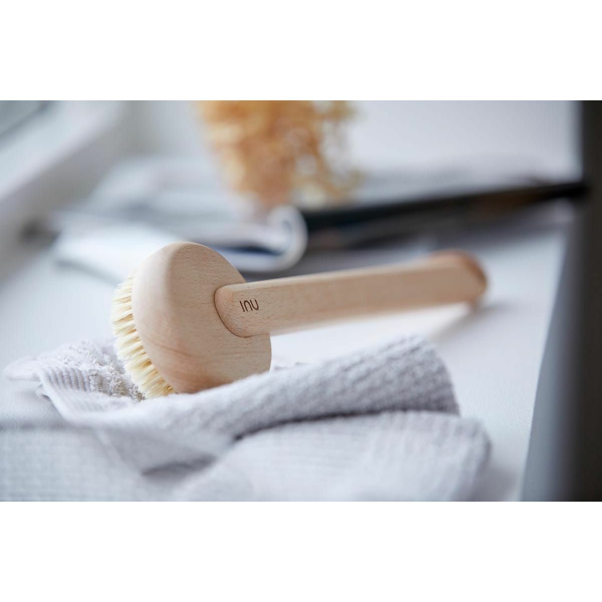 [product_category]-Zone Denmark Inu Bath Brush, 18,4 X7 Cm-Zone Denmark-5722000110002-11000-ZON-4