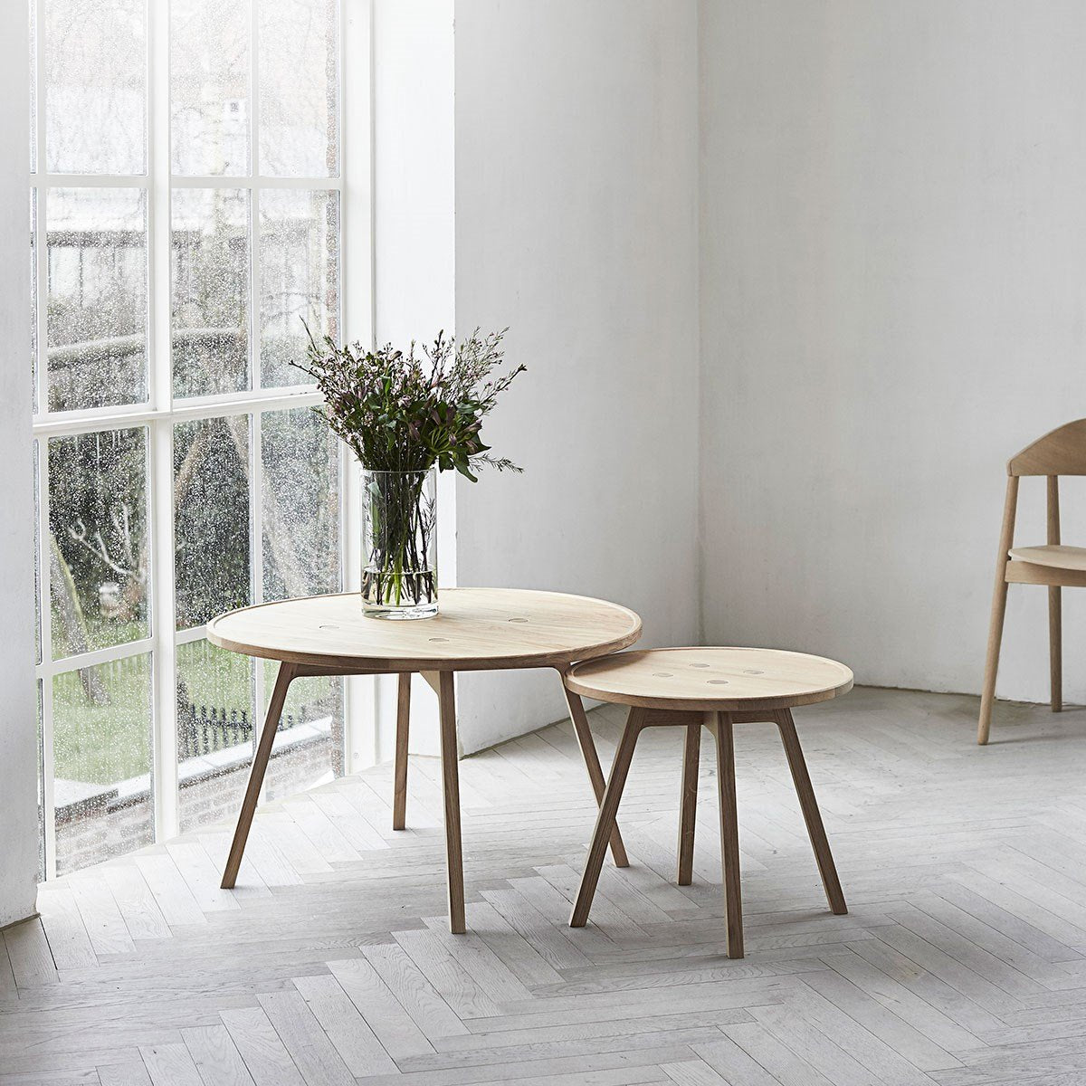 Andersen Furniture C2 Coffee Table White Pigmented Oak, ø 50cm
