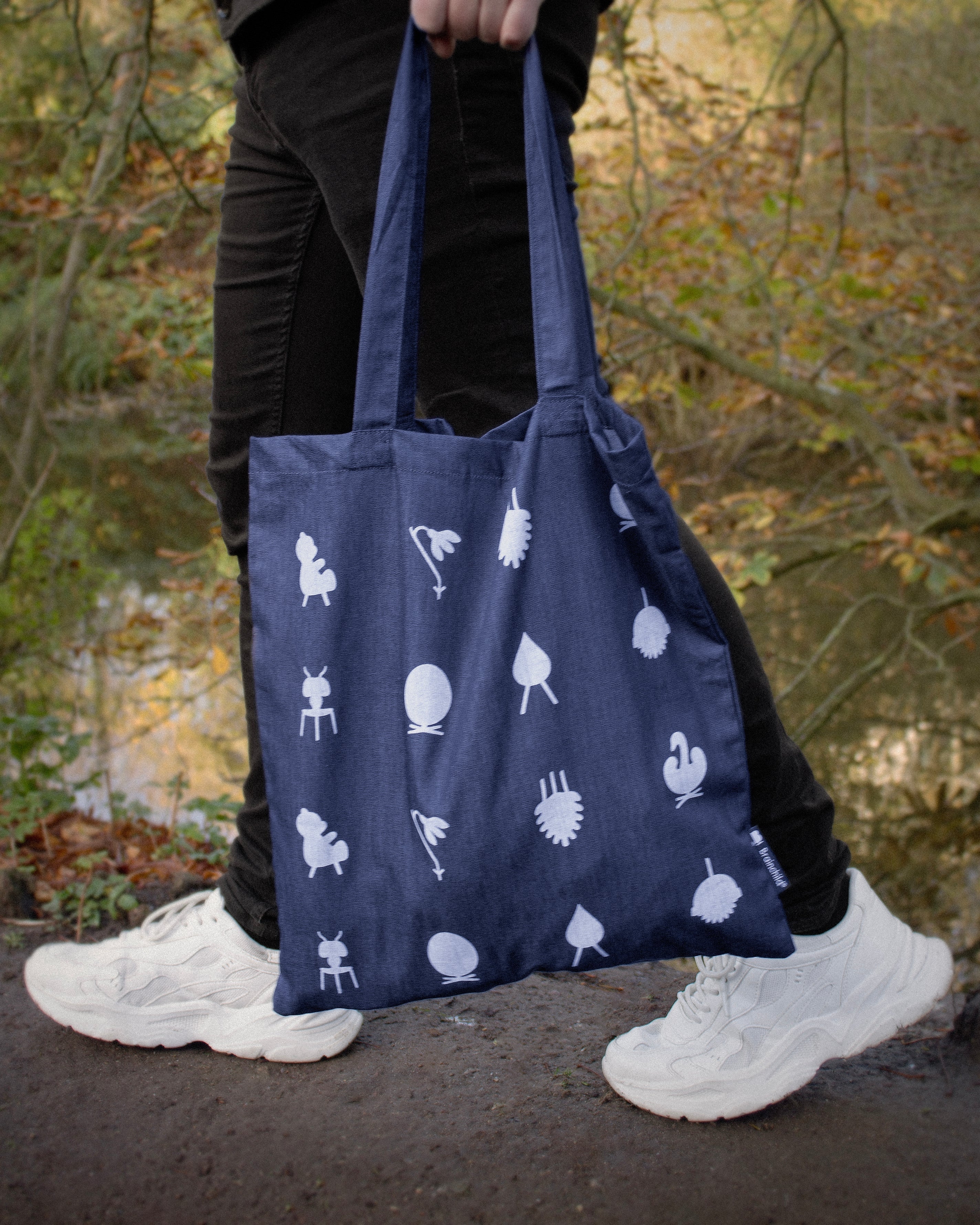Brainchild Design Icons Carrying Bag, Blue