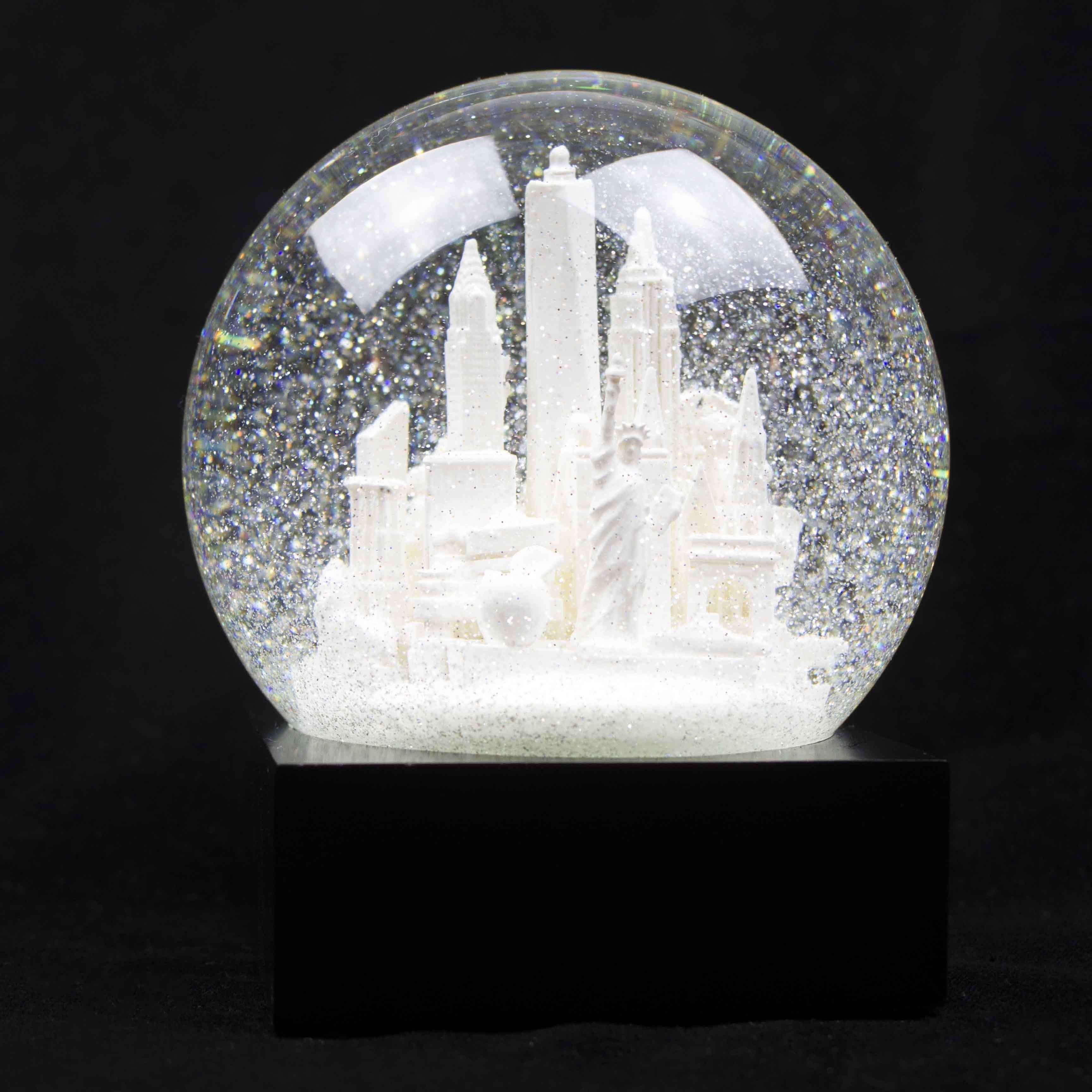 Cool Snow Globes Nyc White