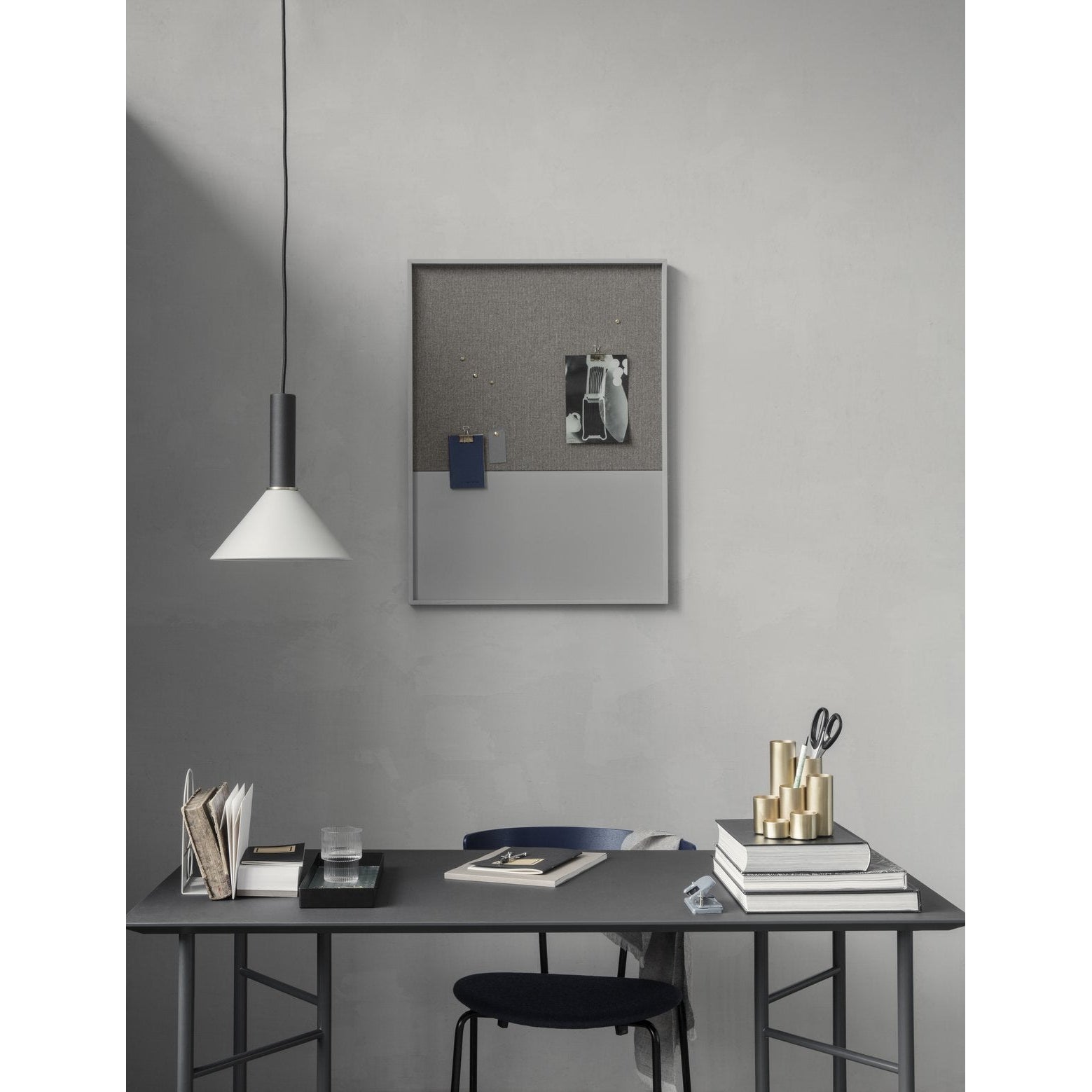 Ferm Living Mingle stolní nohy w68 sada 2, chrome