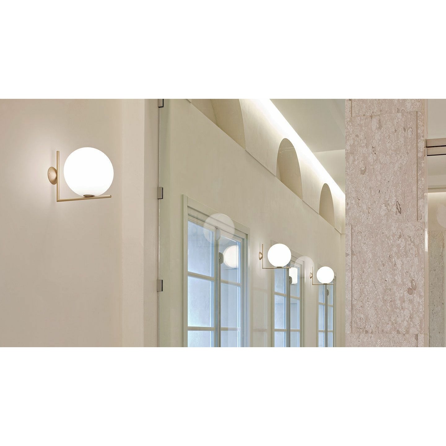 Flos Ic Light C/W1 Wall/Ceiling Lamp, Black