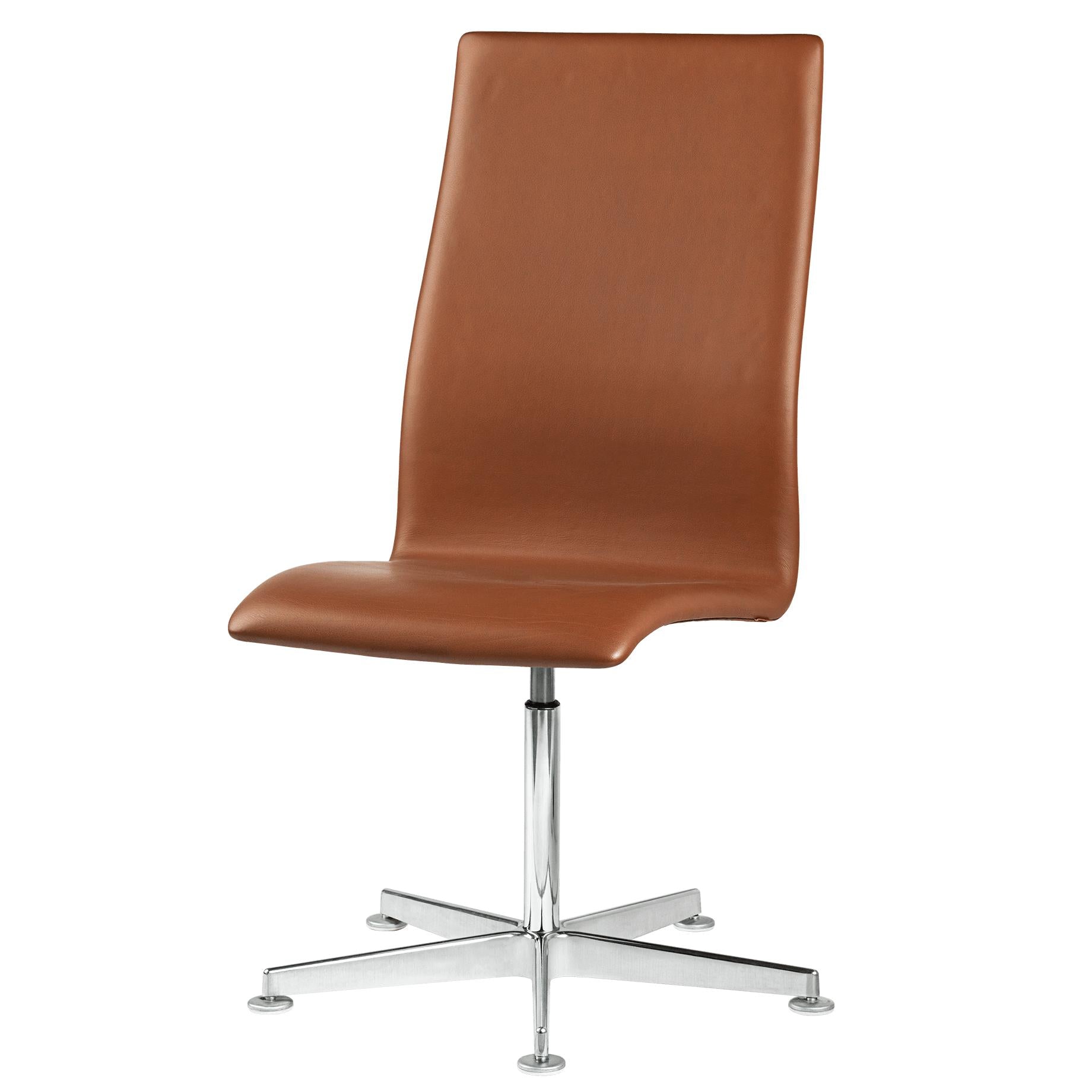 Fritz Hansen Oxford Classic Swivel Chair, Leather