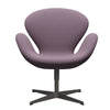 Fritz Hansen Swan Lounge stol, varm grafit/fangst violet/brun