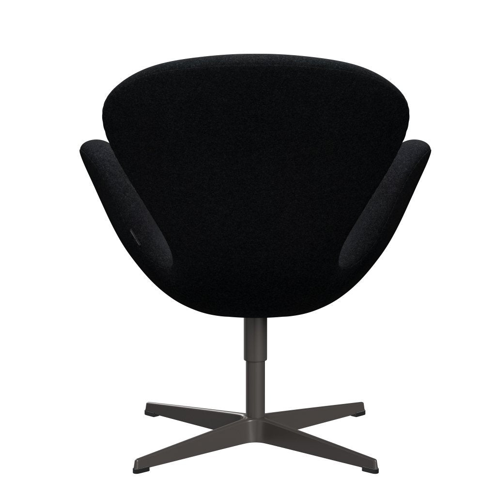 Fritz Hansen Swan Lounge Chair, Warm Graphite/Divina Md Black